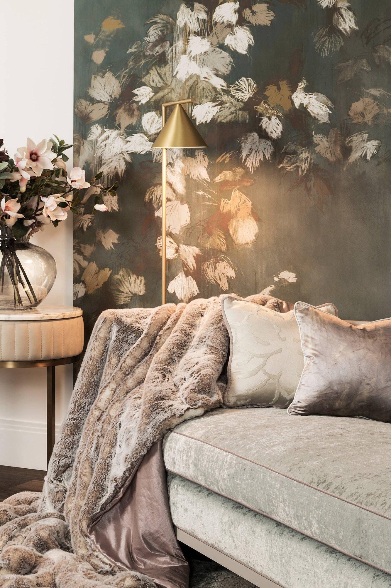 Nell Minimalist Floor Lamp-Neutral Decor