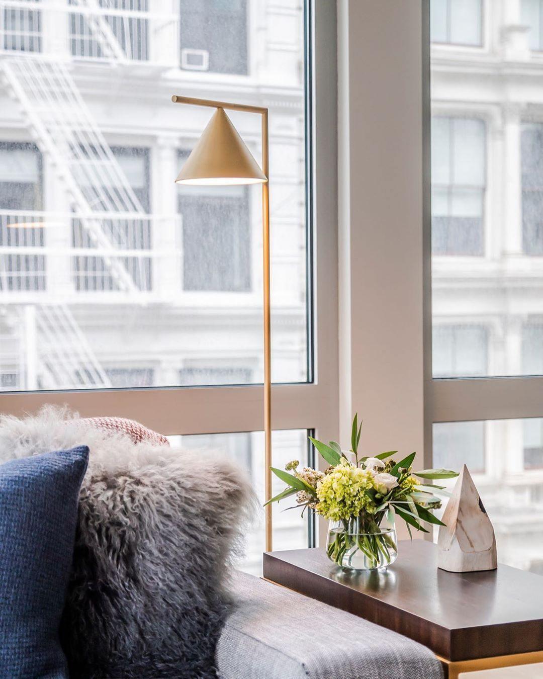 Nell Minimalist Floor Lamp-Neutral Decor