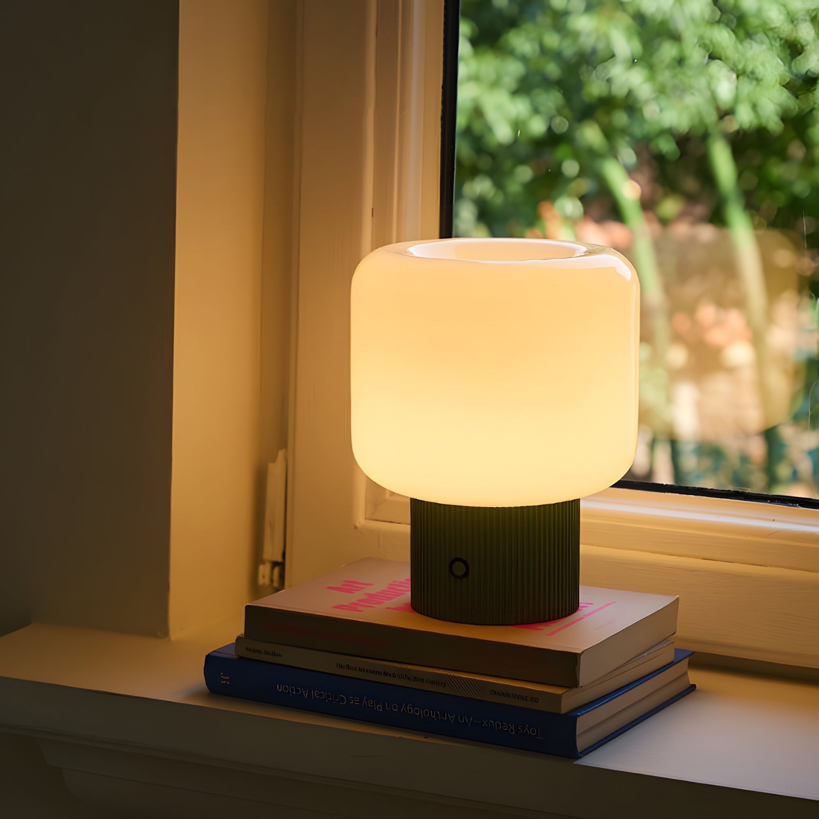 Eli Table Lamp
