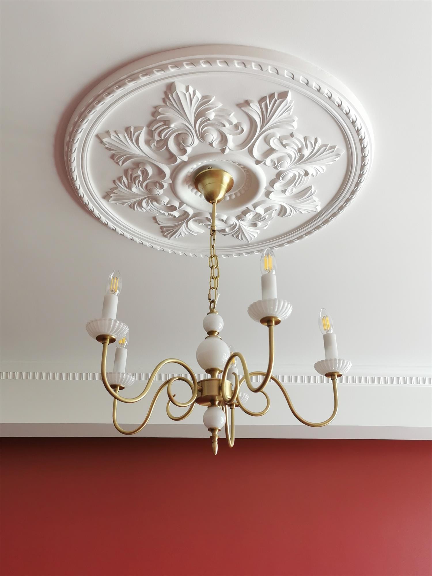 Lustra Chandelier Carlita Gold Modern Five-Armed-Neutral Decor