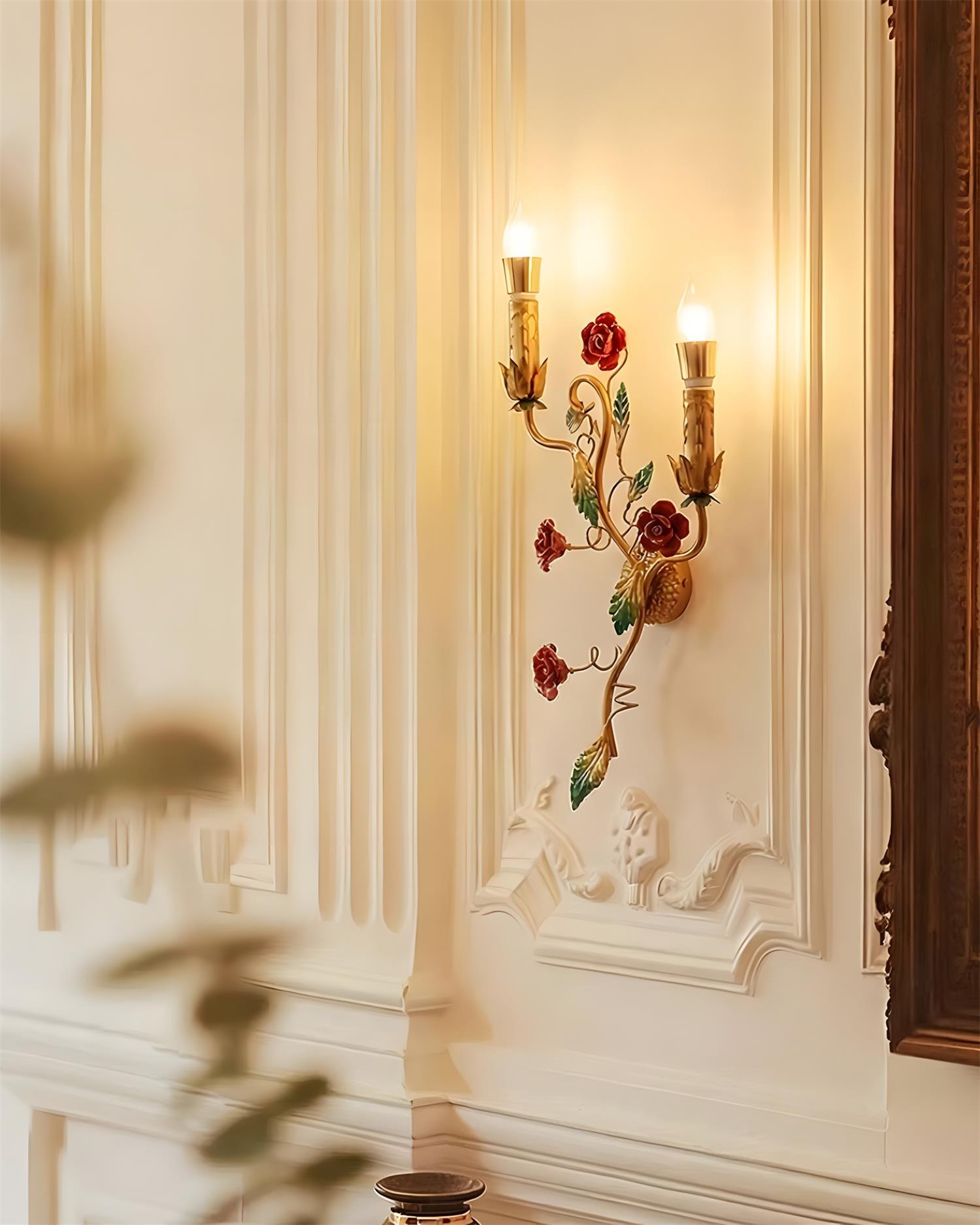 Scarlett Wall Lamp