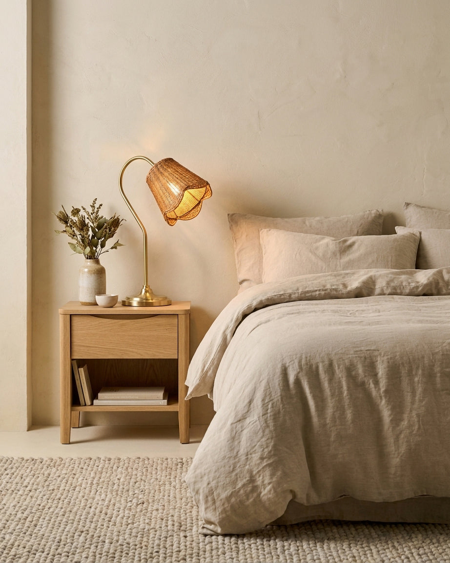 Cyrus Table Light