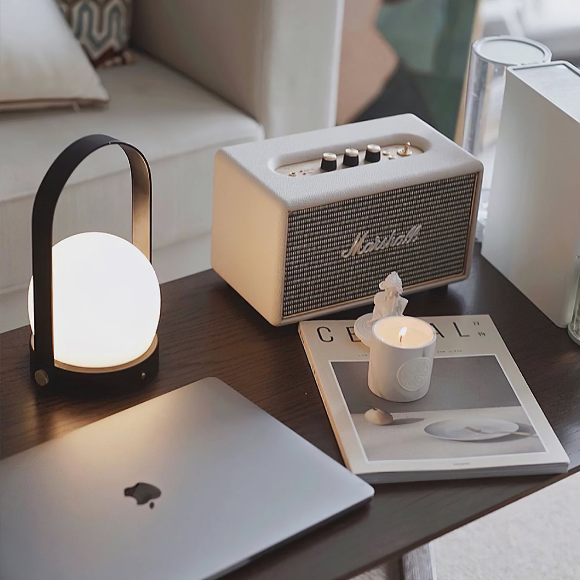 Zenon Glass Minimalist Table Lamp-Neutral Decor