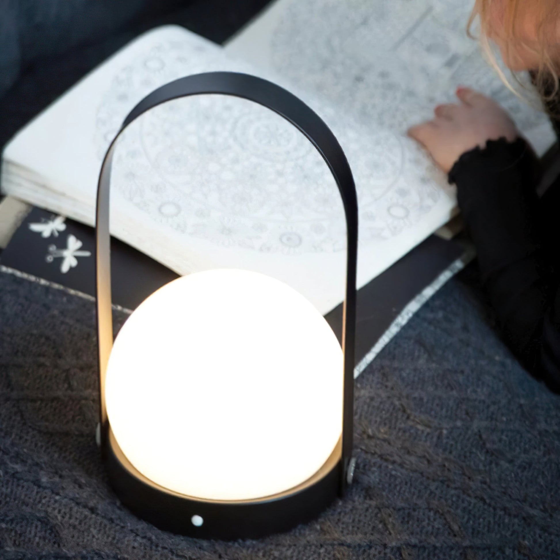 Zenon Glass Minimalist Table Lamp-Neutral Decor