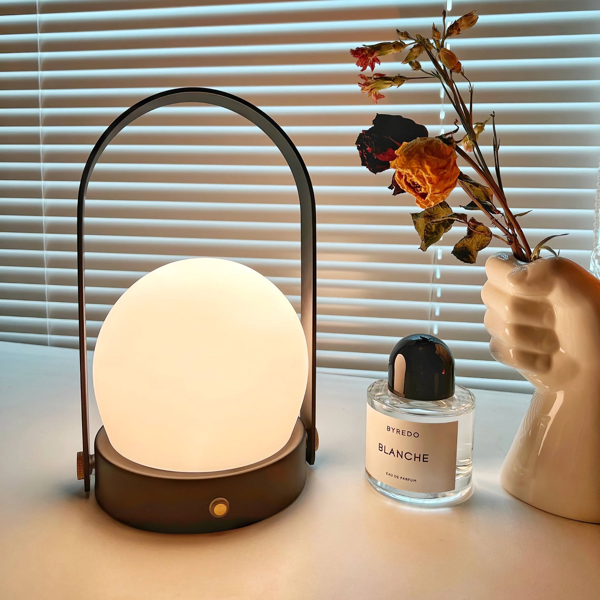 Zenon Glass Minimalist Table Lamp-Neutral Decor
