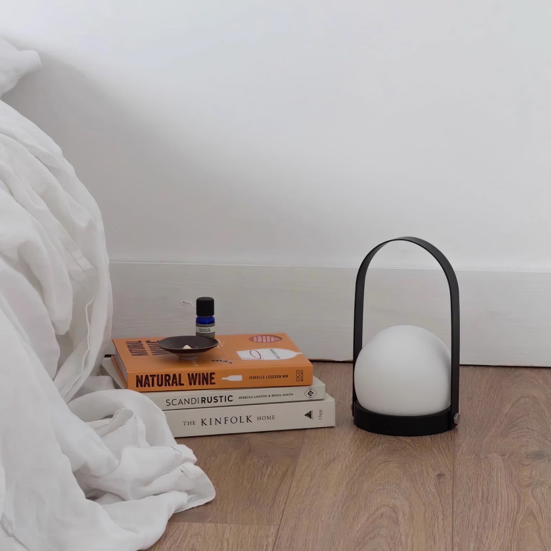 Zenon Glass Minimalist Table Lamp-Neutral Decor