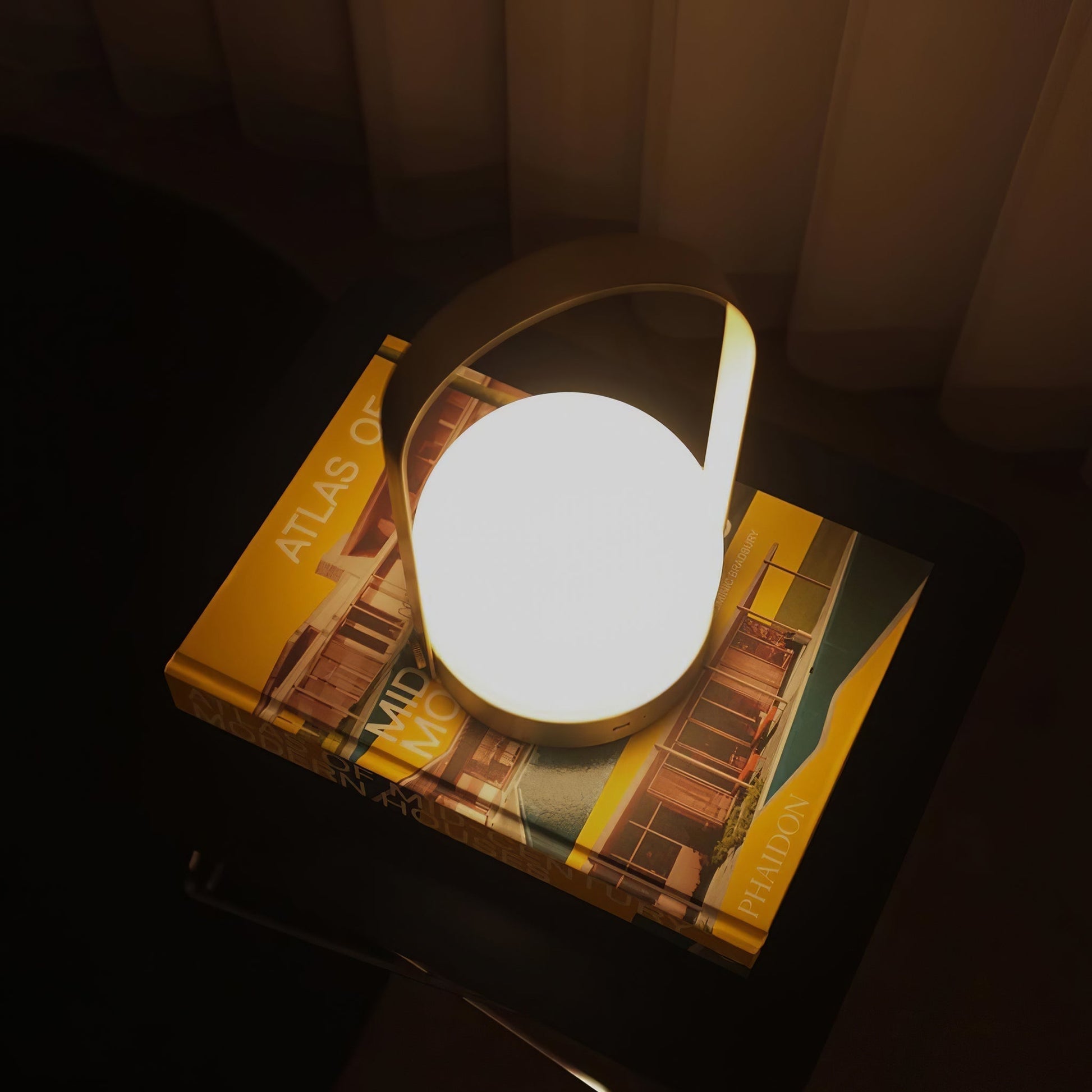 Zenon Glass Minimalist Table Lamp-Neutral Decor
