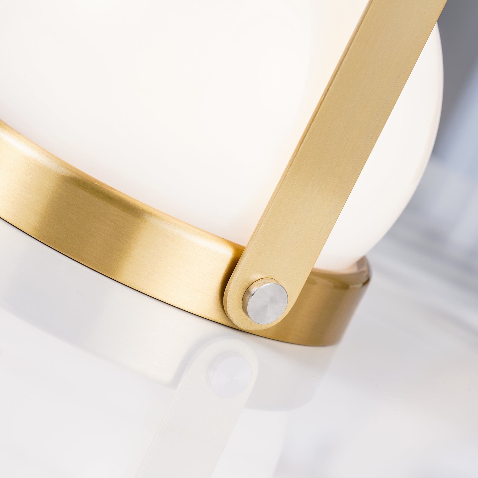 Zenon Glass Minimalist Table Lamp-Neutral Decor