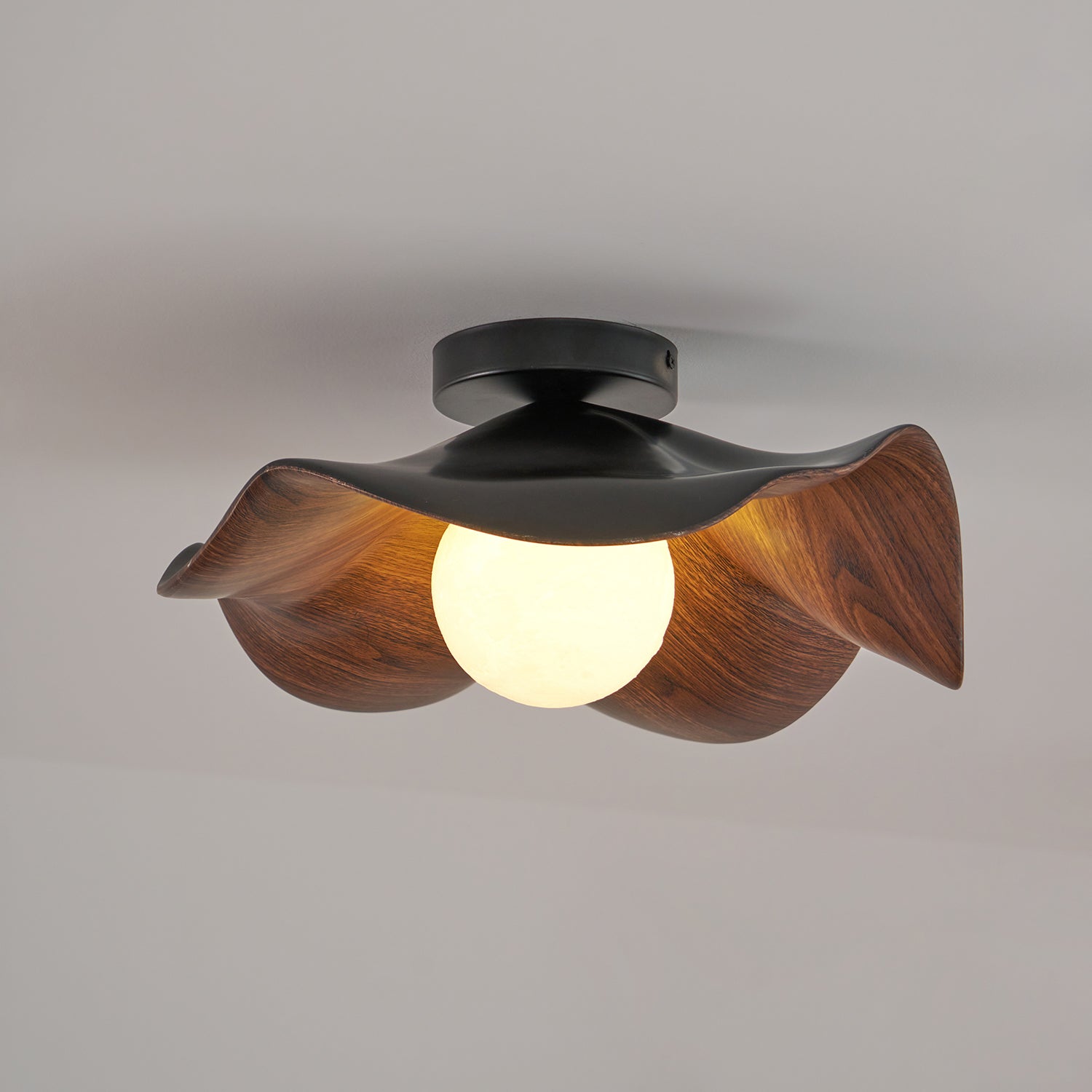 Lanoe Ceiling Light Wood Black&White - Neutralighting