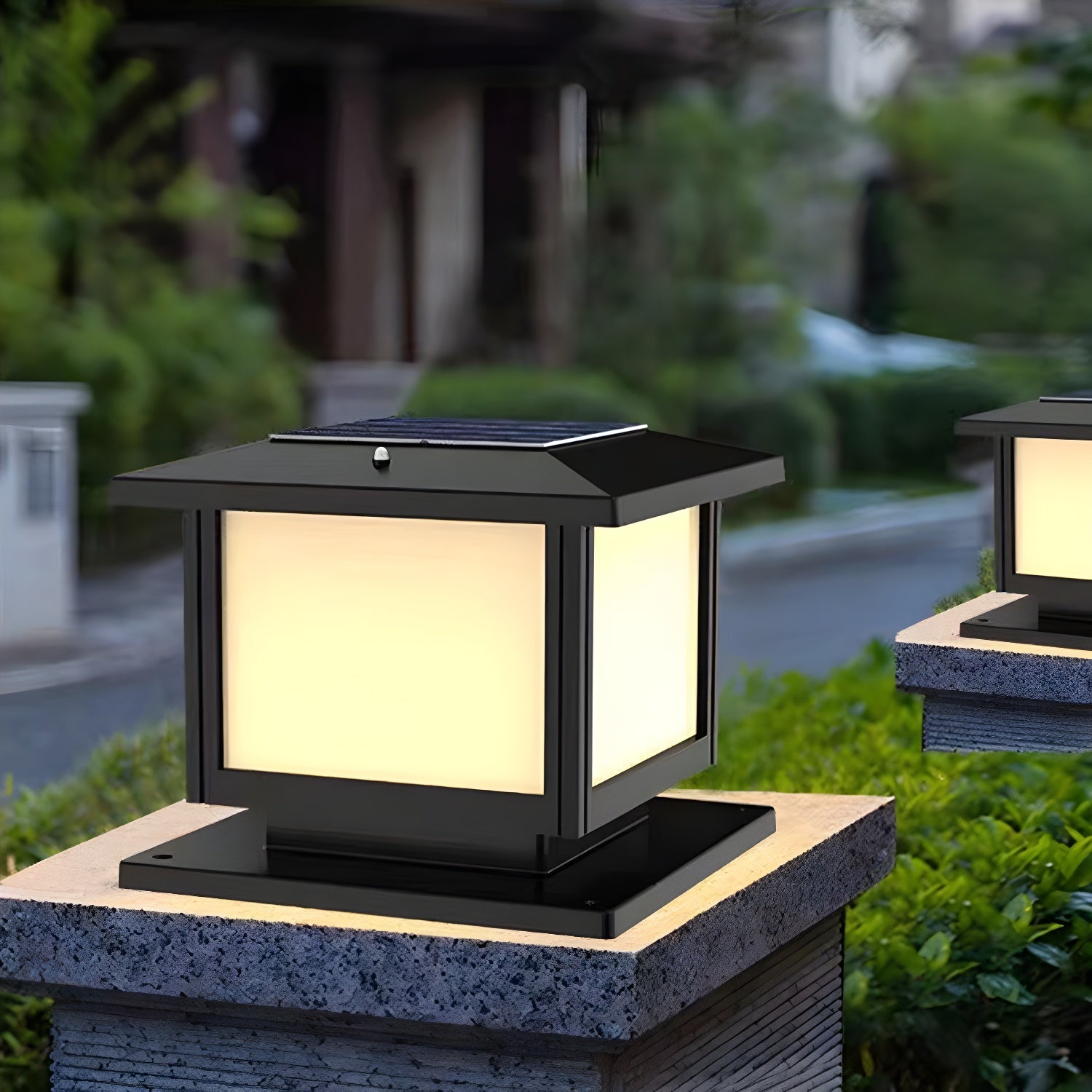 Ray Pavilion-style Square Solar Outdoor Light-Neutral Decor