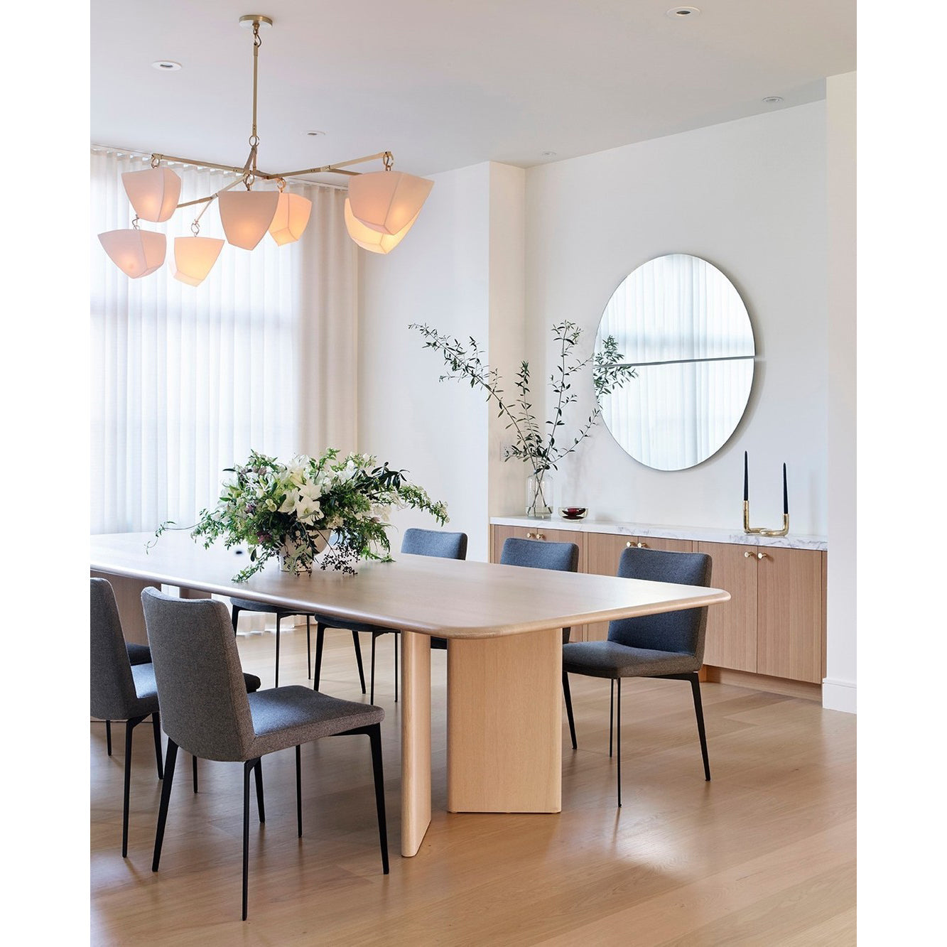 Caelum Chandelier
