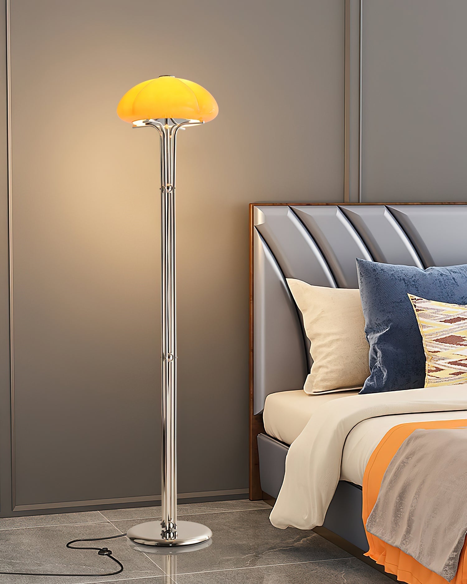 Squash Floor Lamp