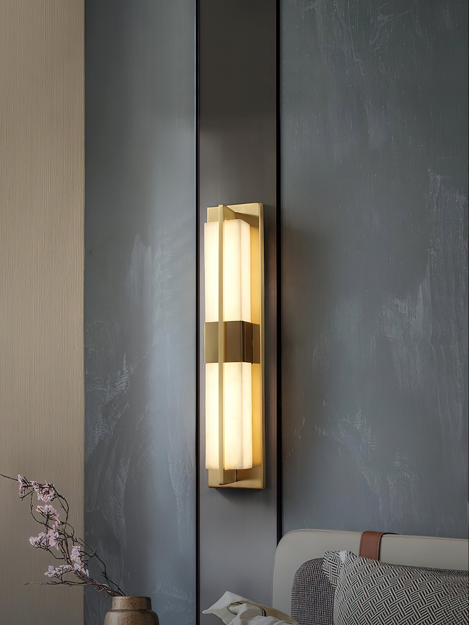 Zuri Sconce Wall Lamp