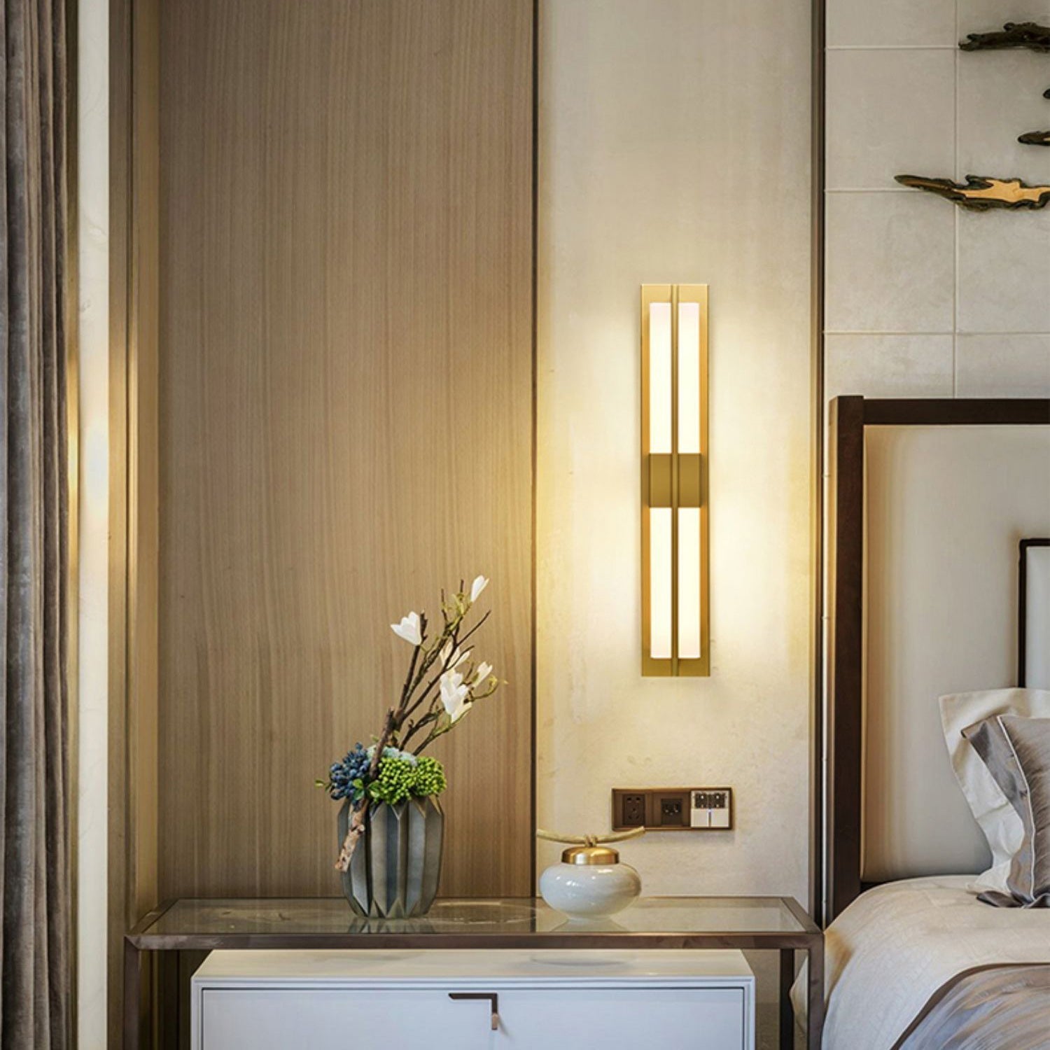 Zuri Sconce Wall Lamp