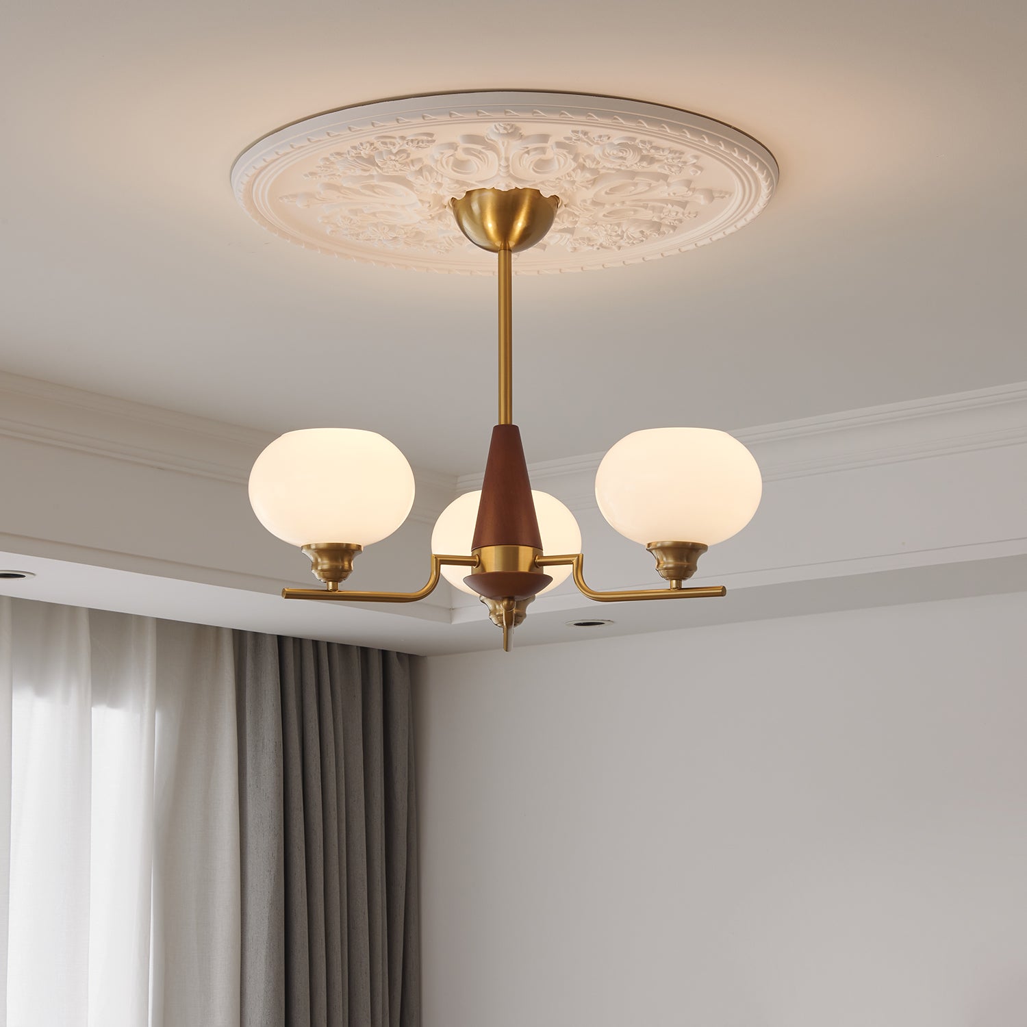 Lustra Chandelier Walnut Frosted Glass Globes-Neutral Decor