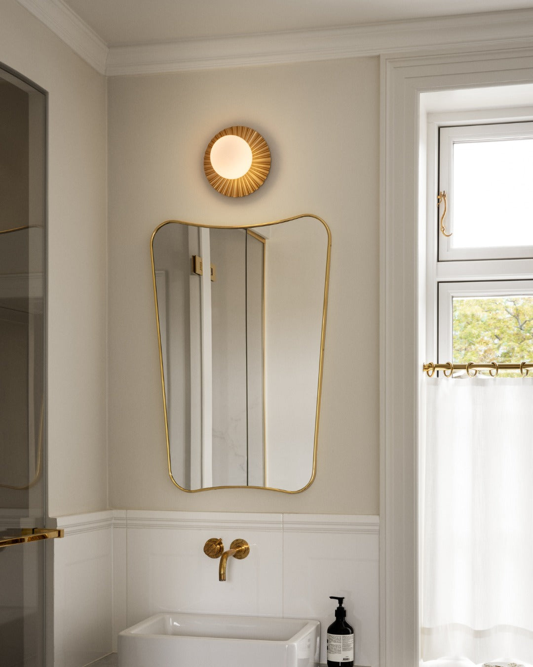Irinor Premium Nordic Art Brass Wall Lamp-Neutral Decor