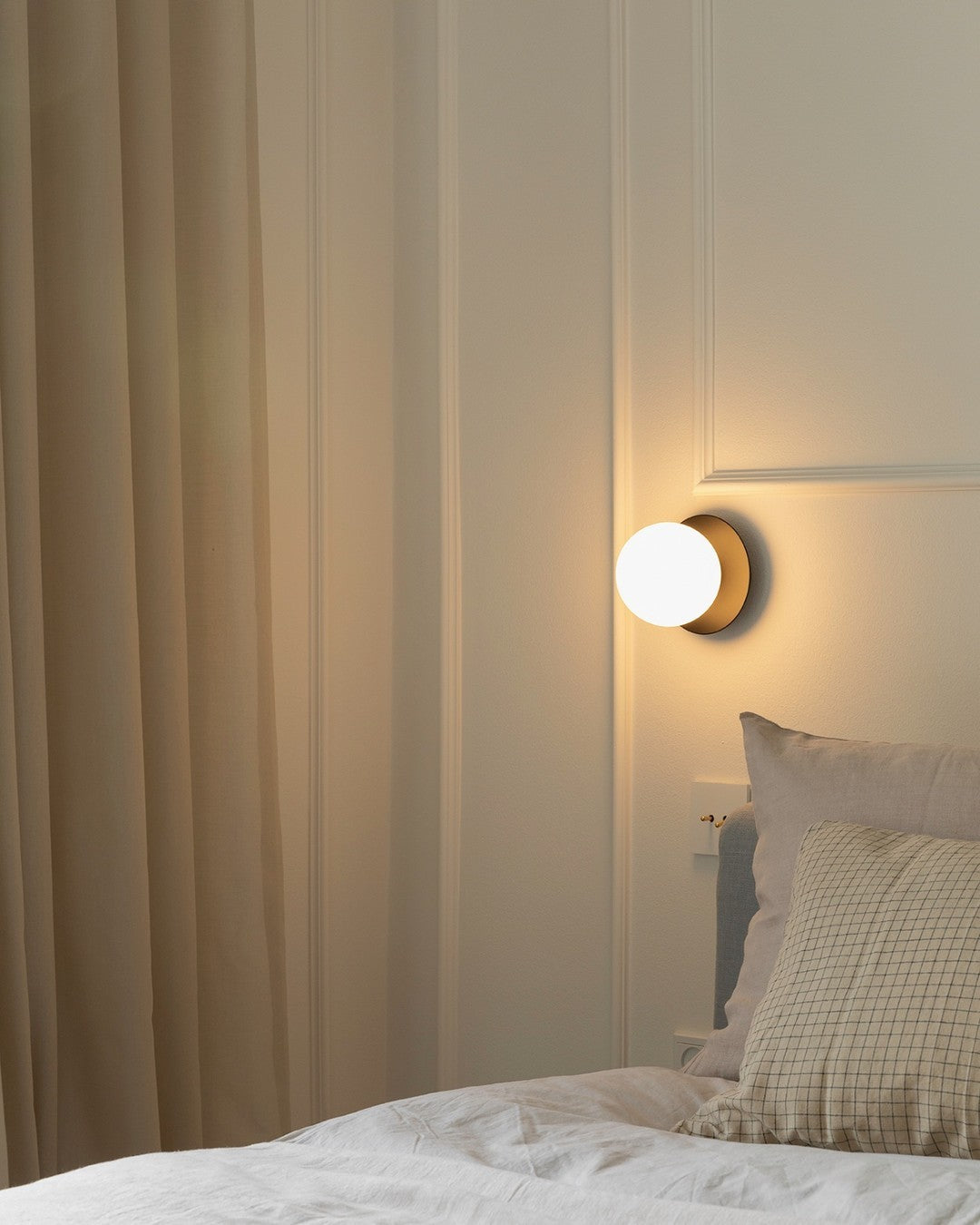 Irinor Premium Nordic Art Brass Wall Lamp-Neutral Decor