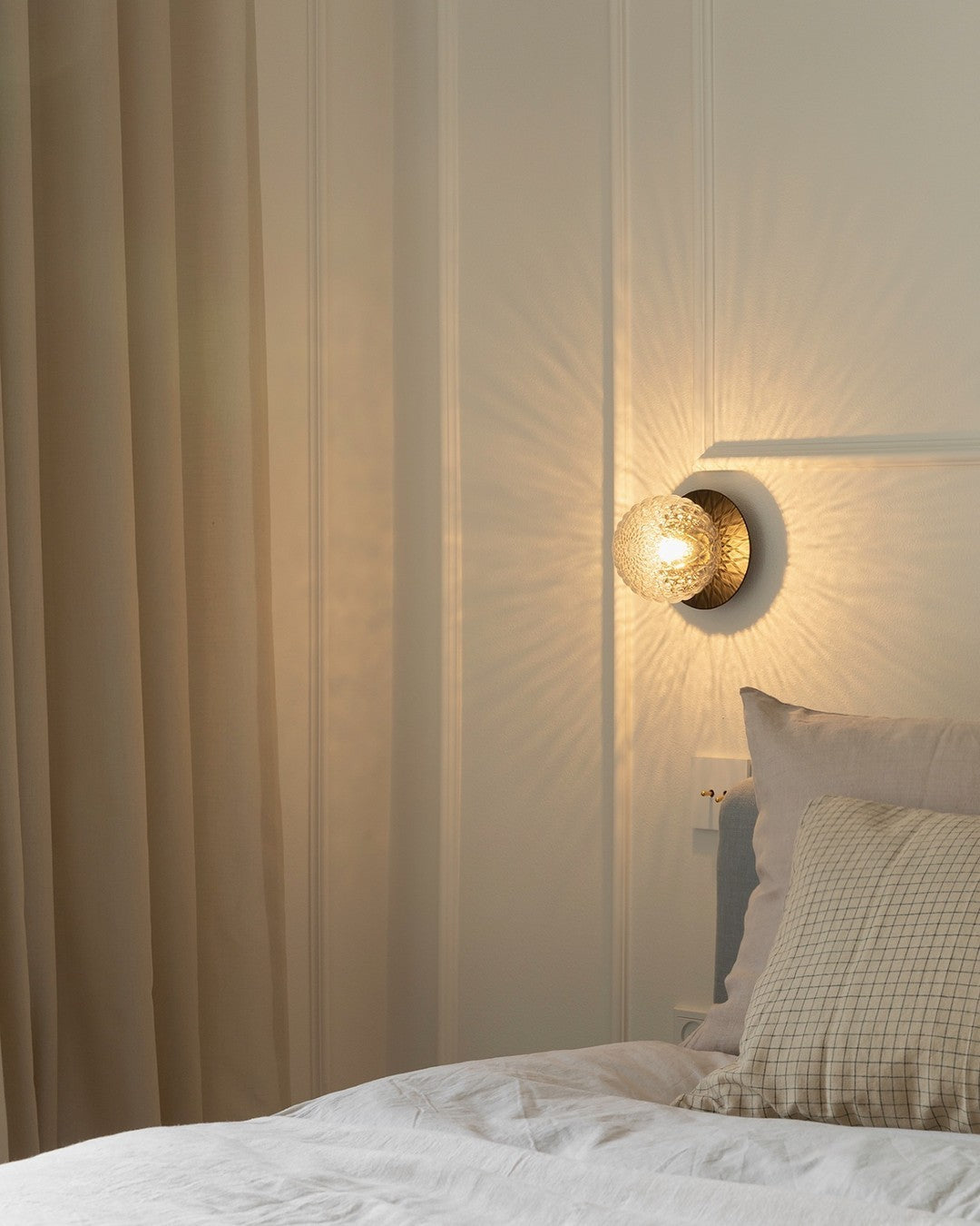 Irinor Premium Nordic Art Brass Wall Lamp-Neutral Decor