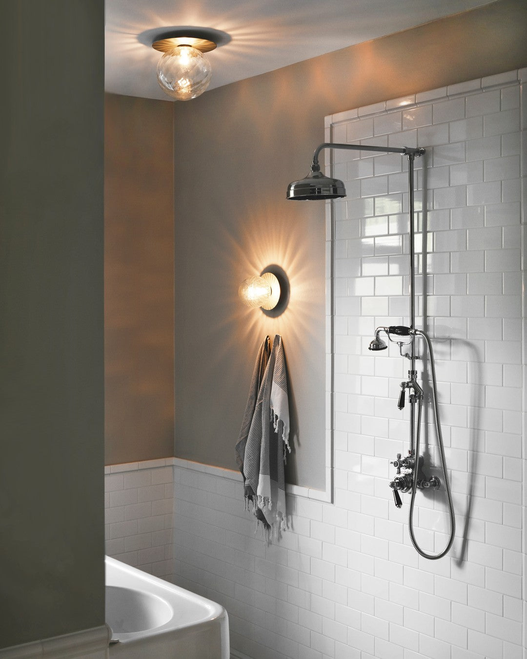 Irinor Premium Nordic Art Brass Wall Lamp-Neutral Decor