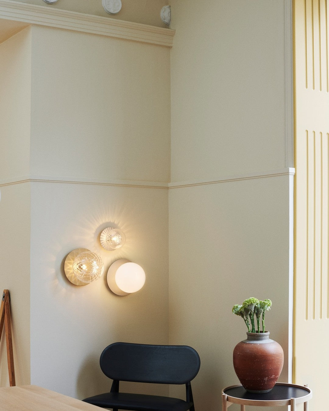 Irinor Premium Nordic Art Brass Wall Lamp-Neutral Decor