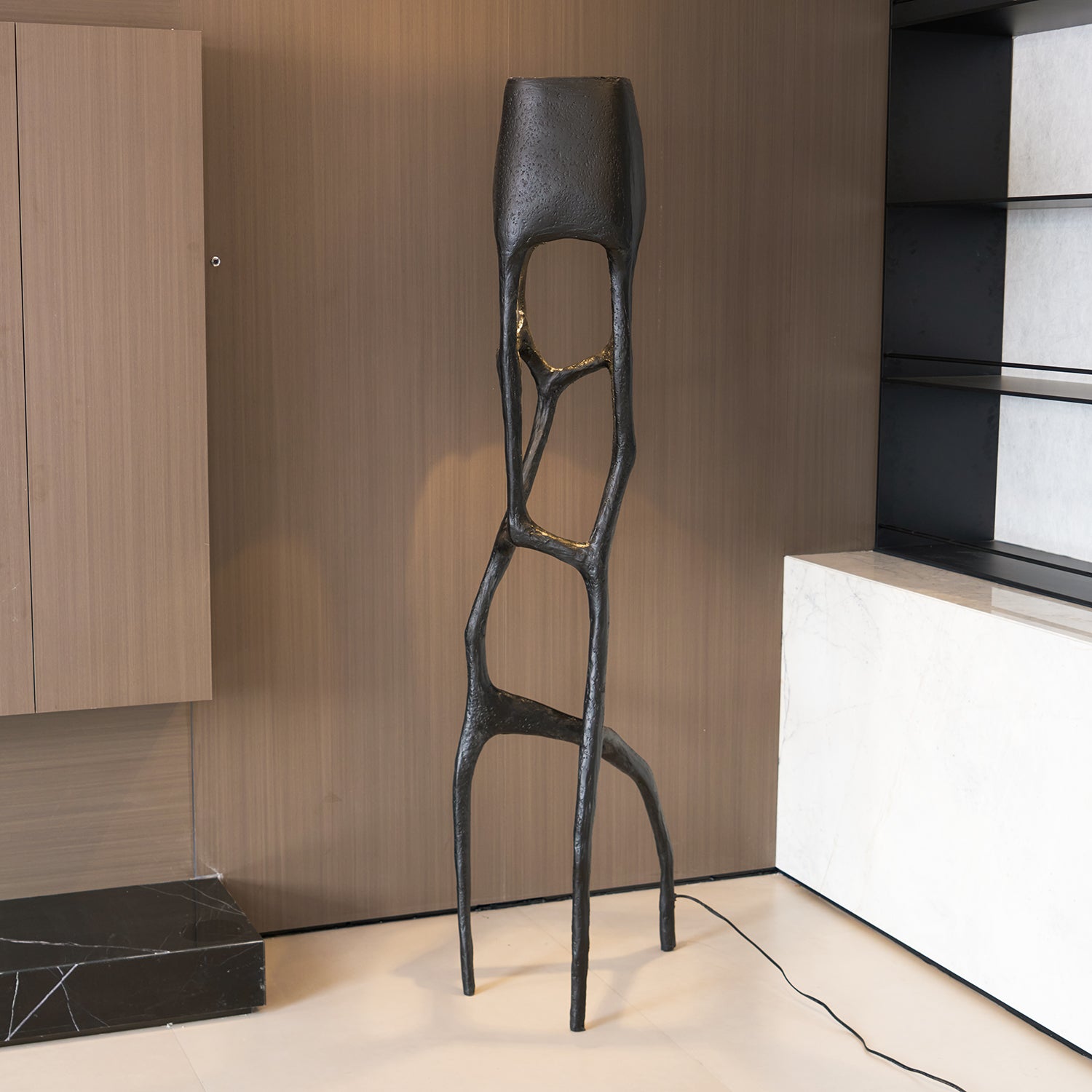 Gothic Sculpture Floor Lamp-Neutral Decor