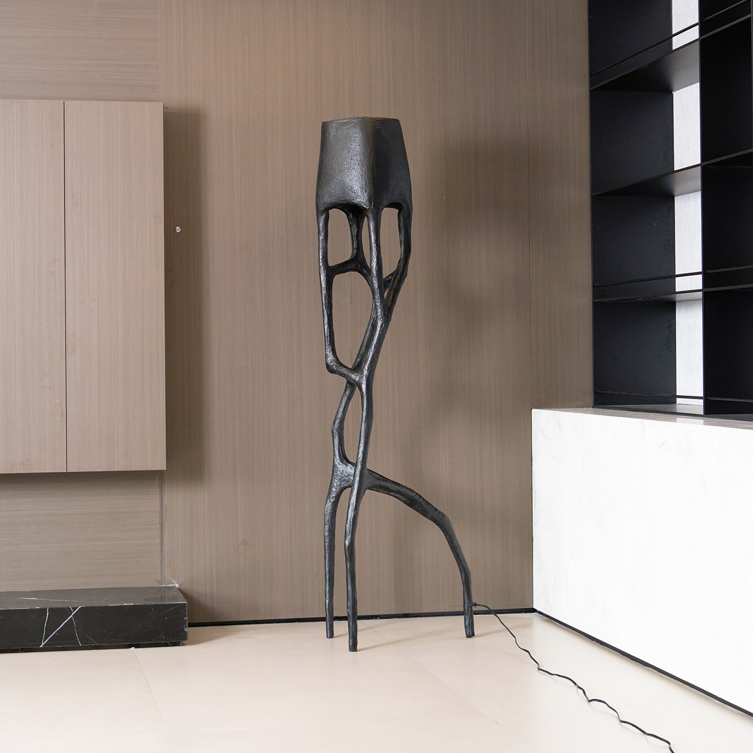 Gothic Sculpture Floor Lamp-Neutral Decor