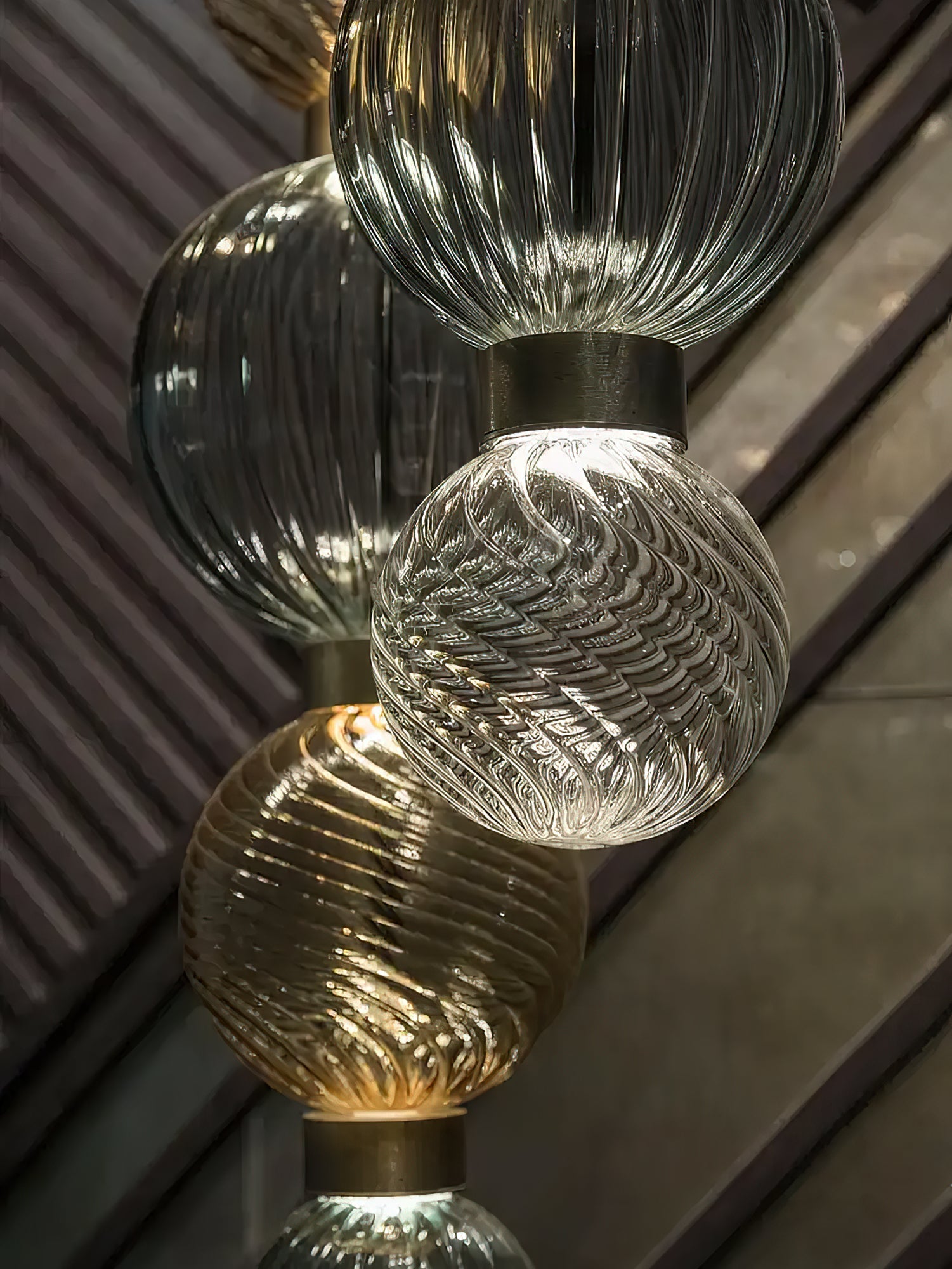 Tahl Globe Pendant Lamp-Neutral Decor