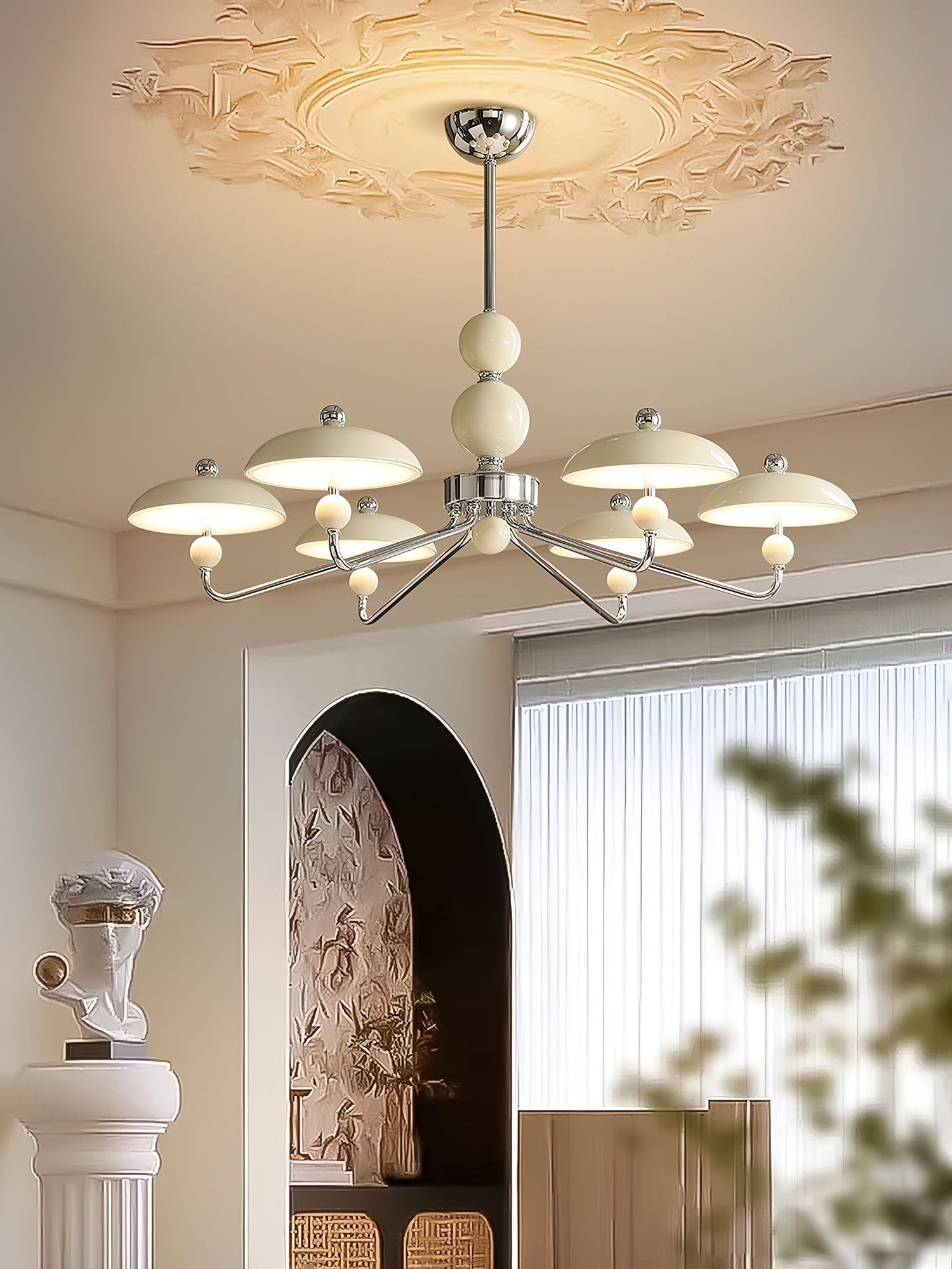 Nisryn Chandelie-Neutral Decor