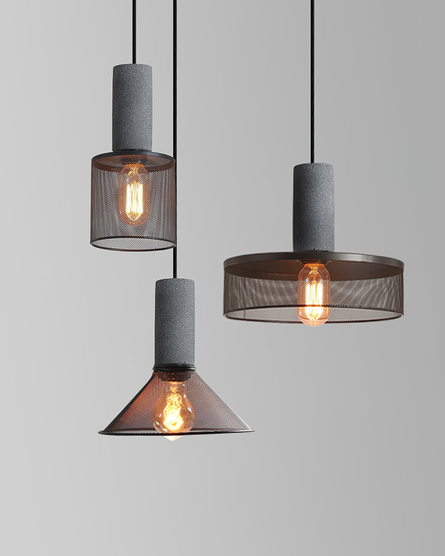 Noveno Cement Mesh Pendant Light-Neutral Decor