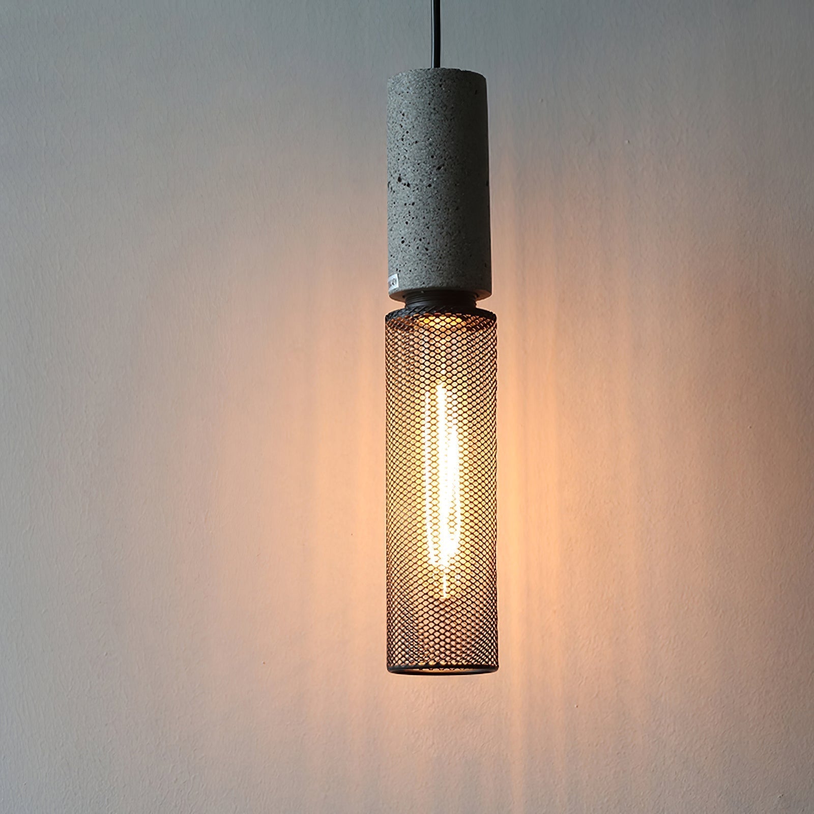 Noveno Cement Mesh Pendant Light-Neutral Decor