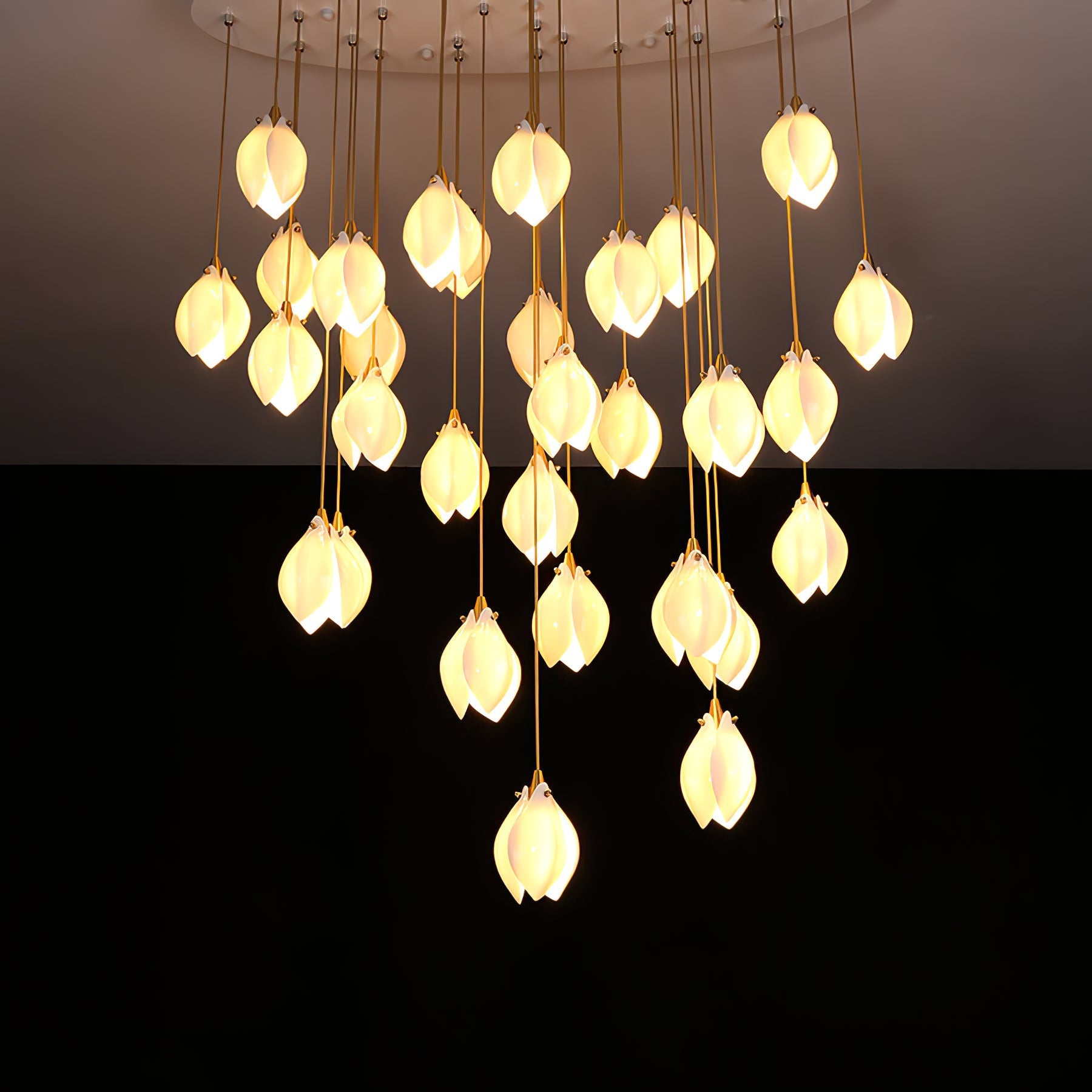 Lustra Pendant Lamp White Floral Ceramic-Neutral Decor