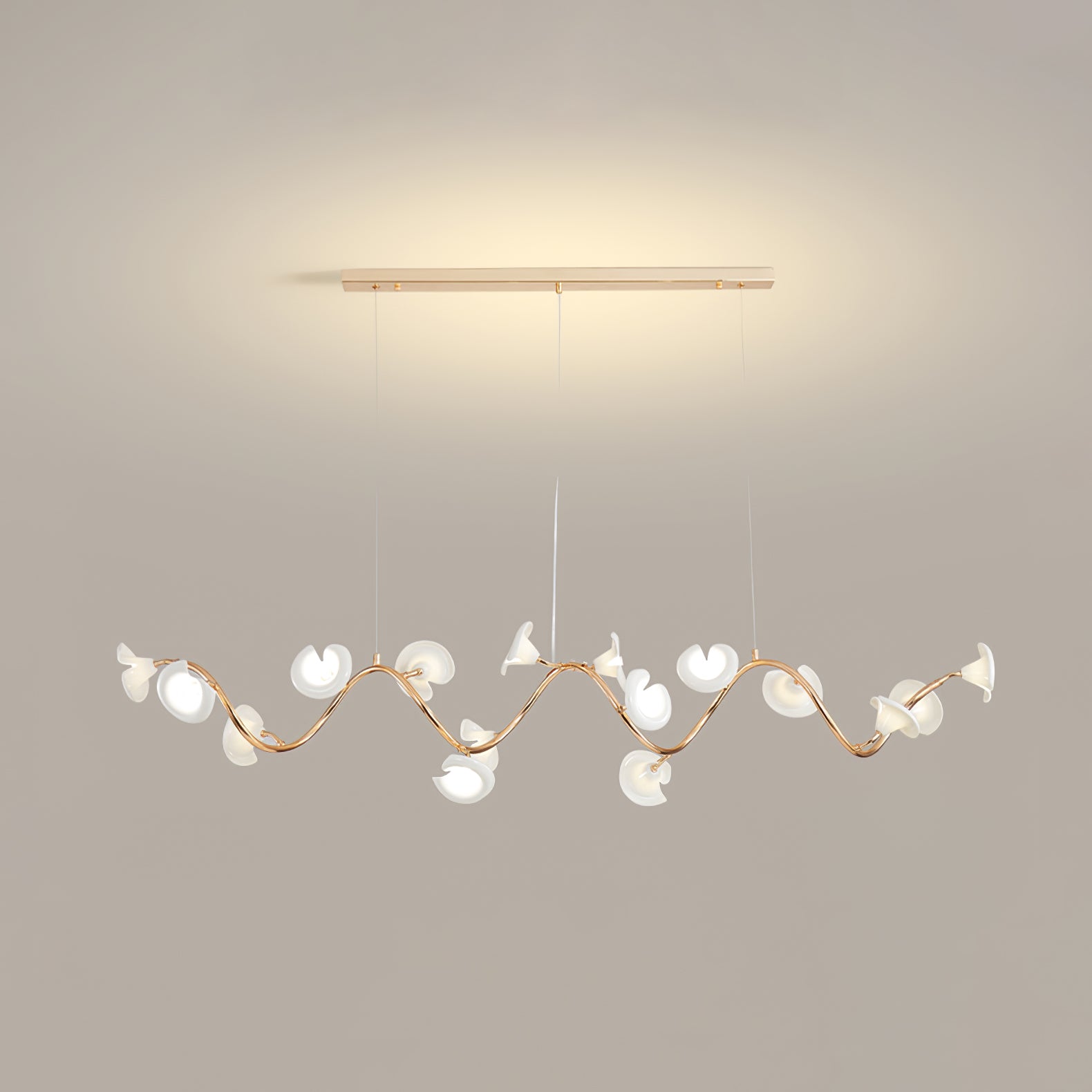 Covlen Chandelier Blossom Branch Elegant-Neutral Decor