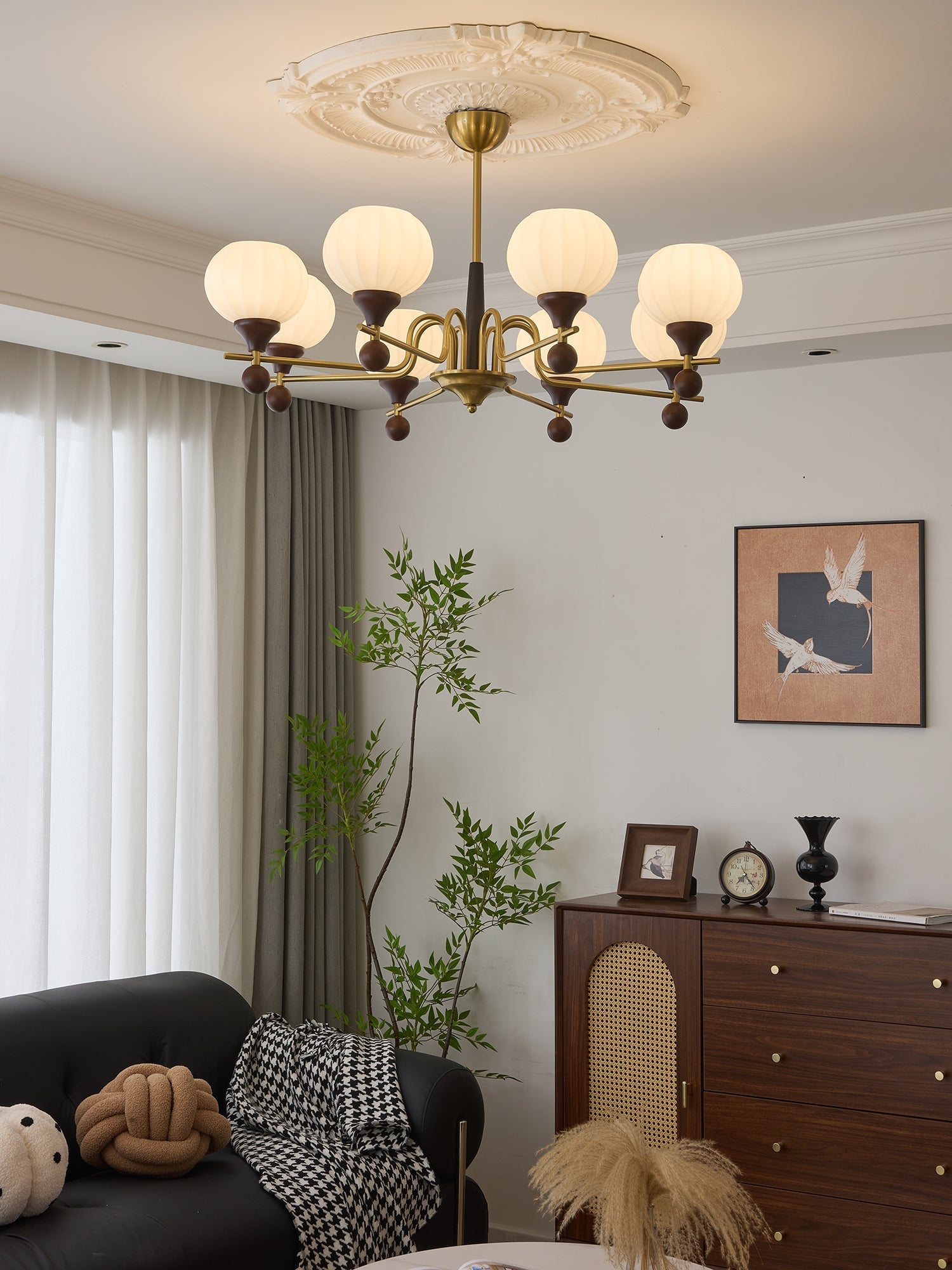 Anorionis Traditional Premium Wood Chandelier-Neutral Decor