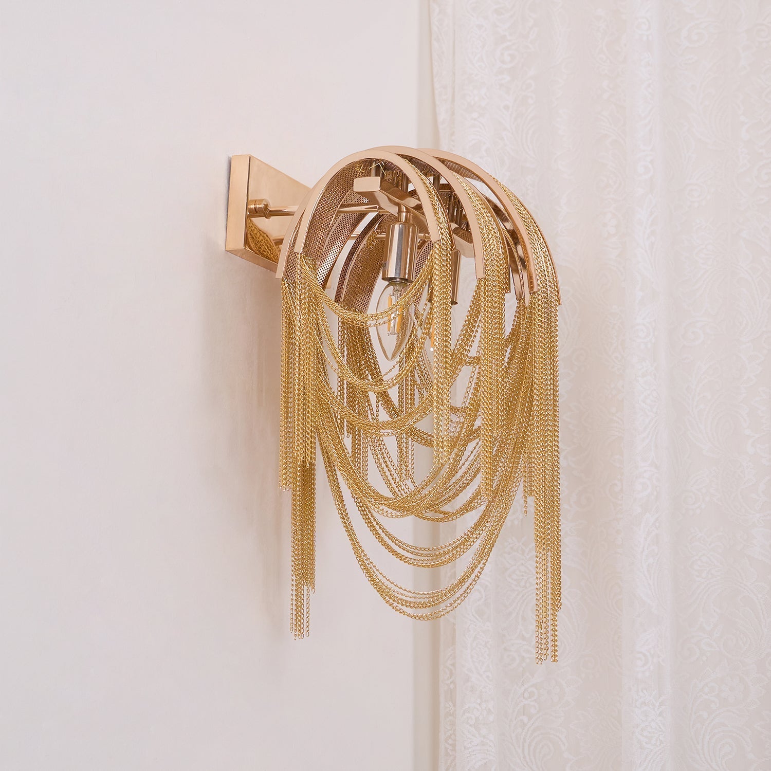 Chains Postmodern Luxury Tassel Wall Lamp-Neutral Decor