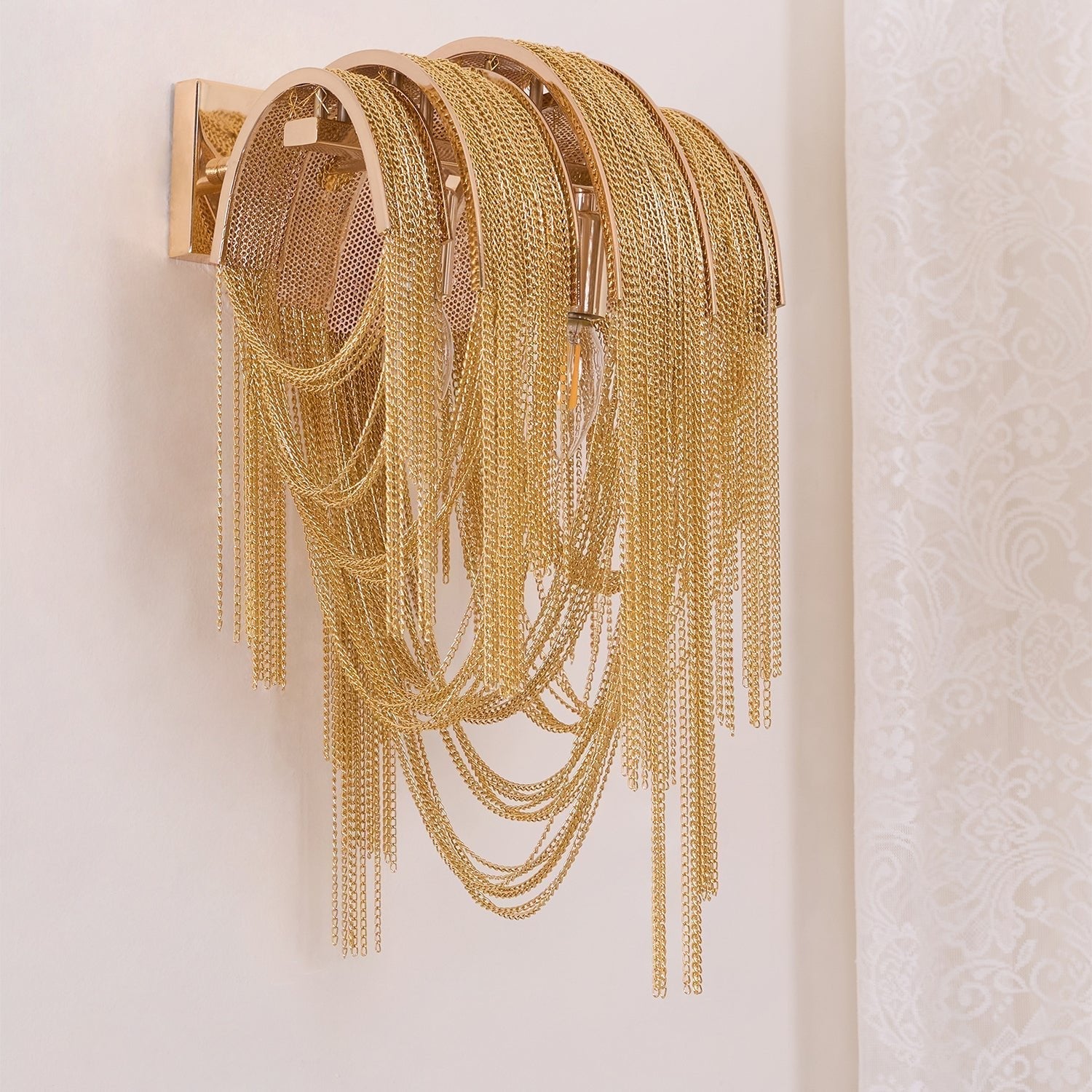 Chains Postmodern Luxury Tassel Wall Lamp-Neutral Decor