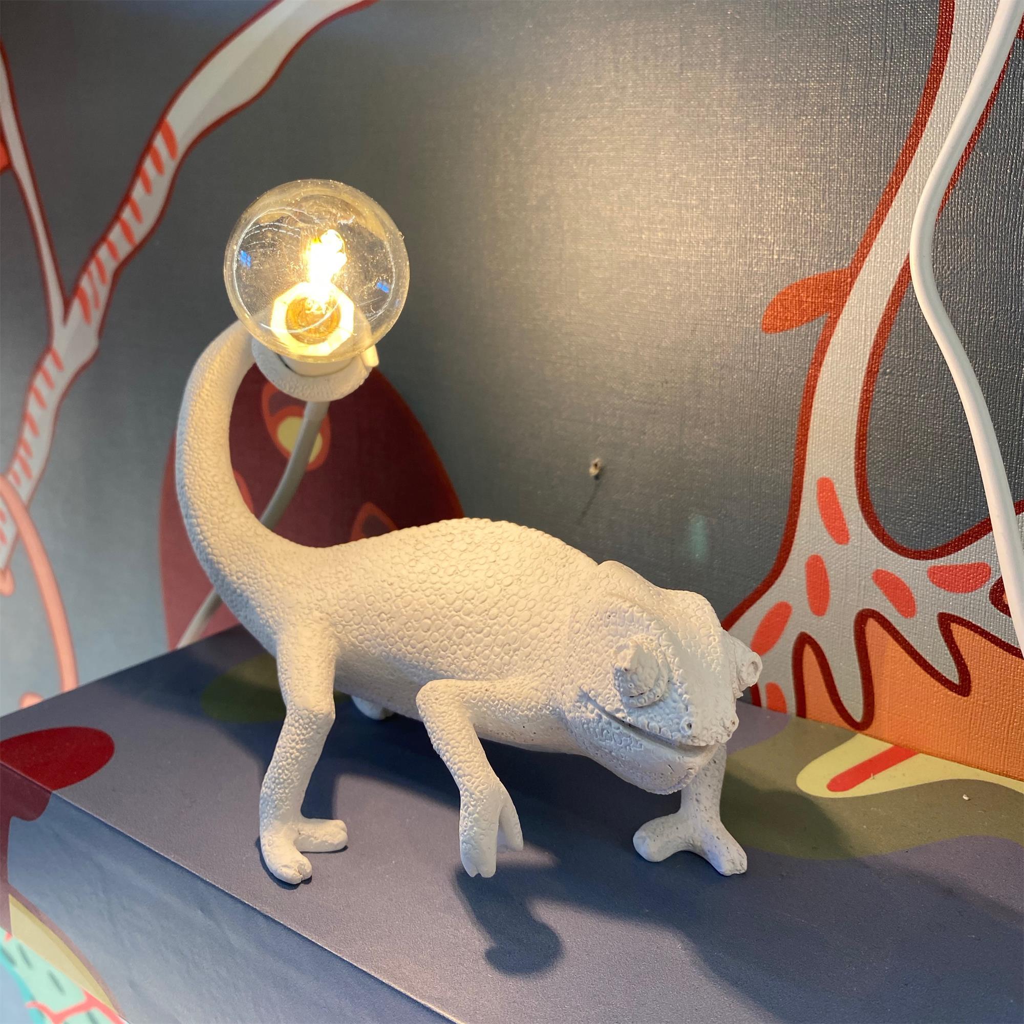 Cassian Table Lamp