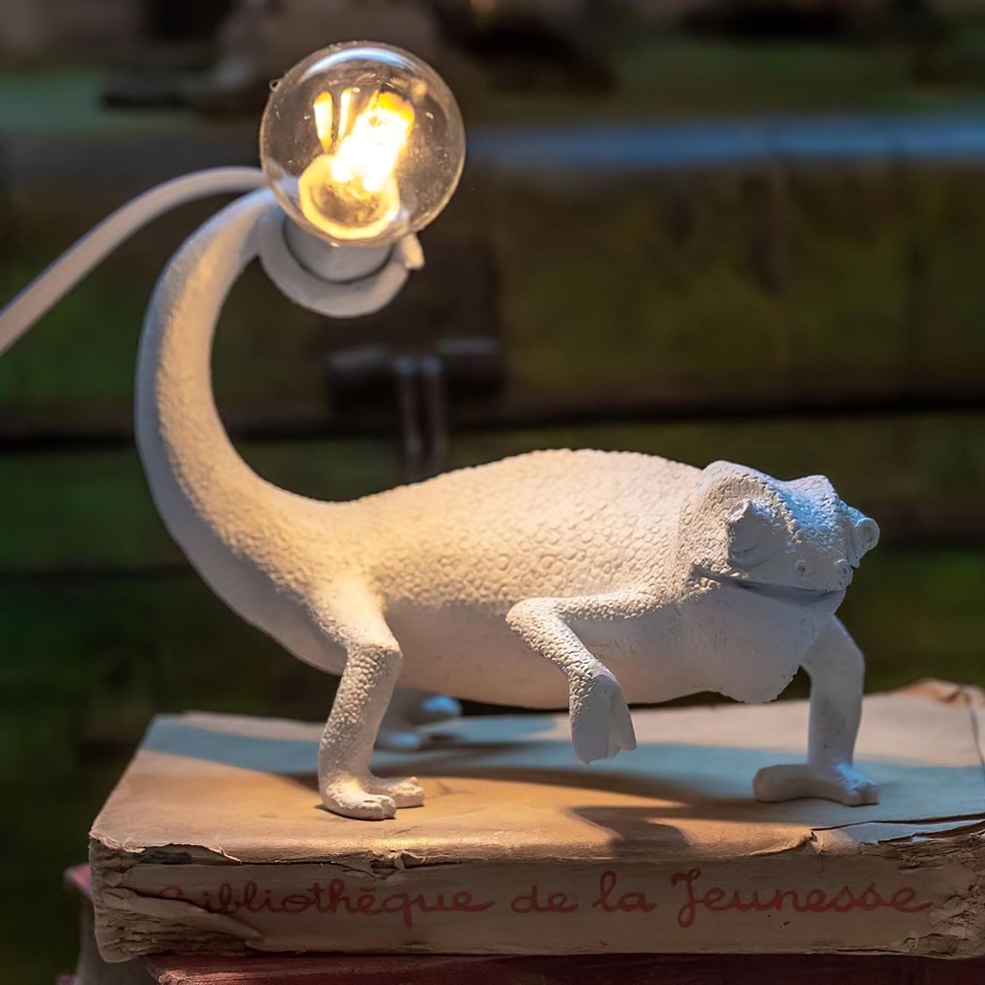 Cassian Table Lamp