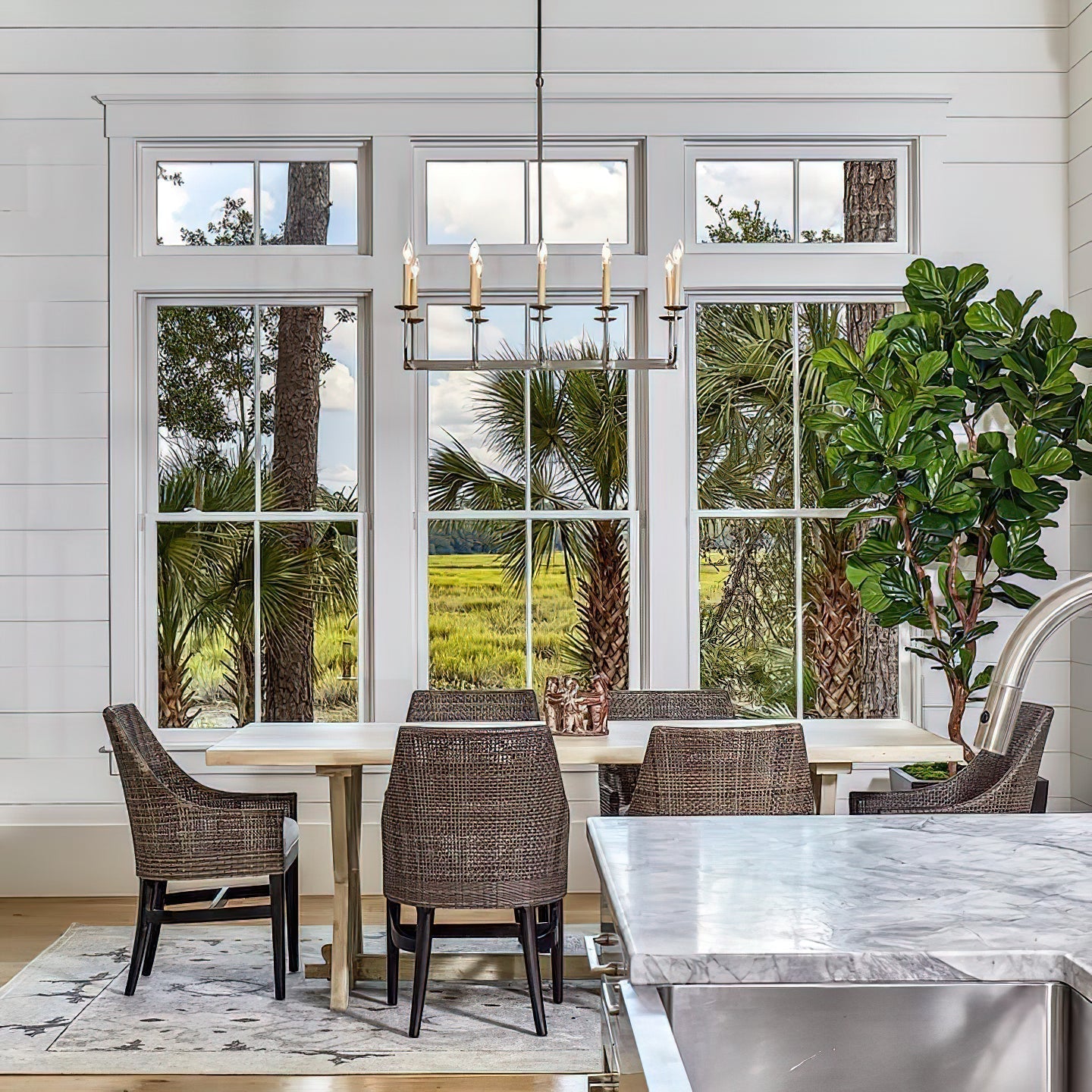 Vaughn Linear Chandelier