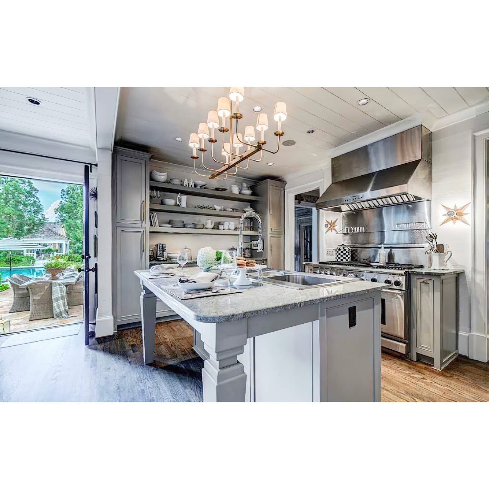 Vaughn Linear Chandelier