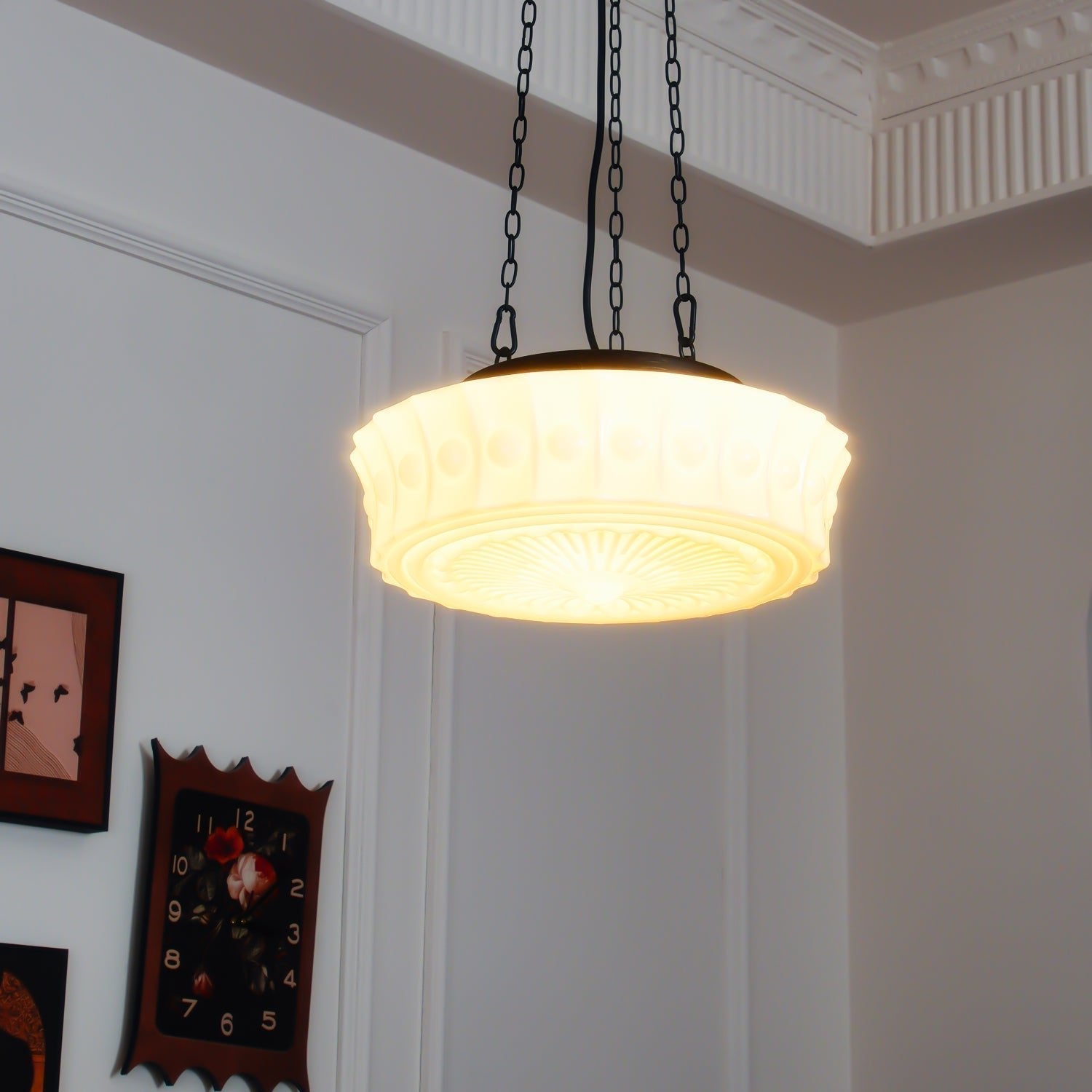 Sirixon Pendant Lamp Chain White Glass-Neutral Decor