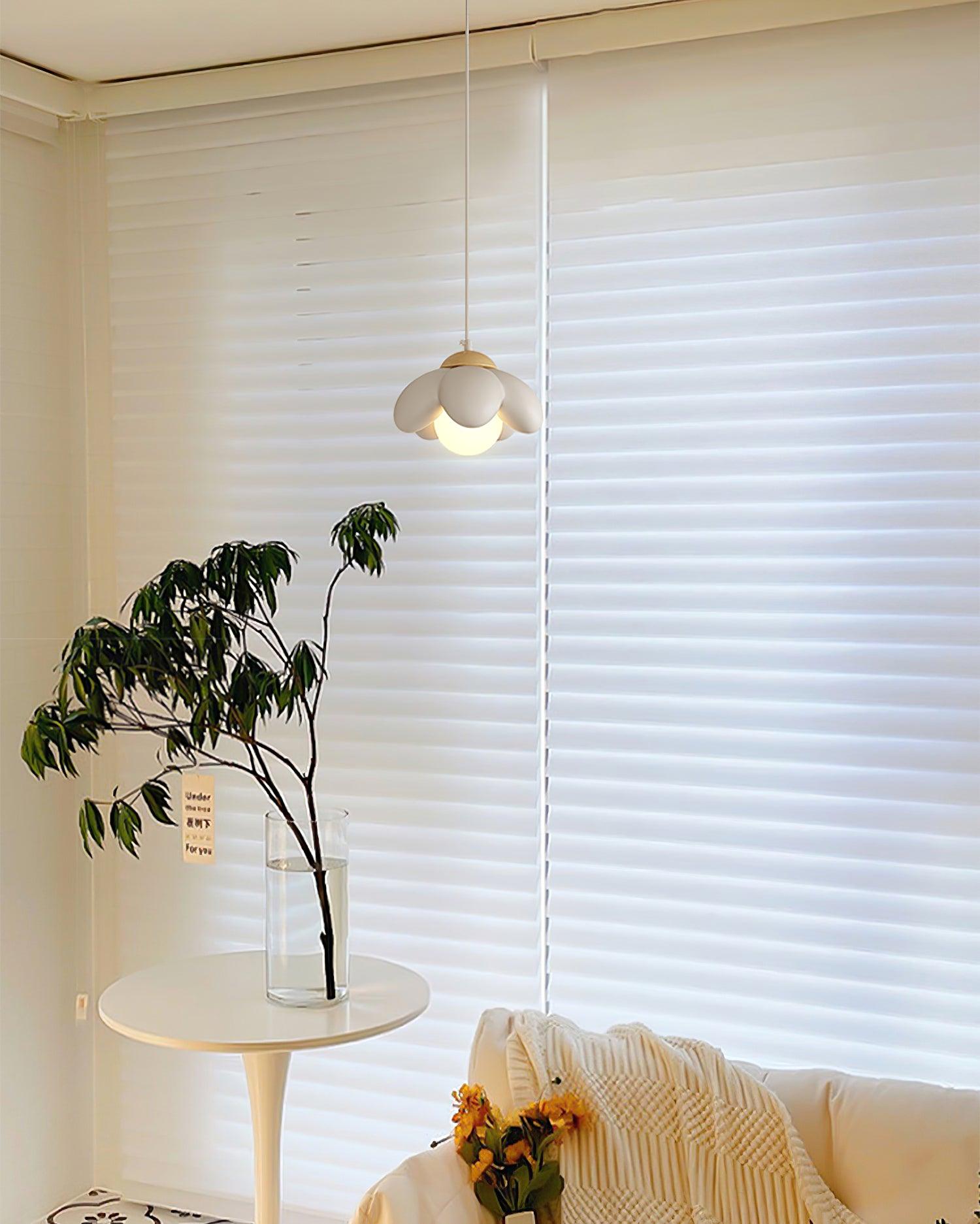 Clae Resin Cozy Artistic Pendant Lamp-Neutral Decor