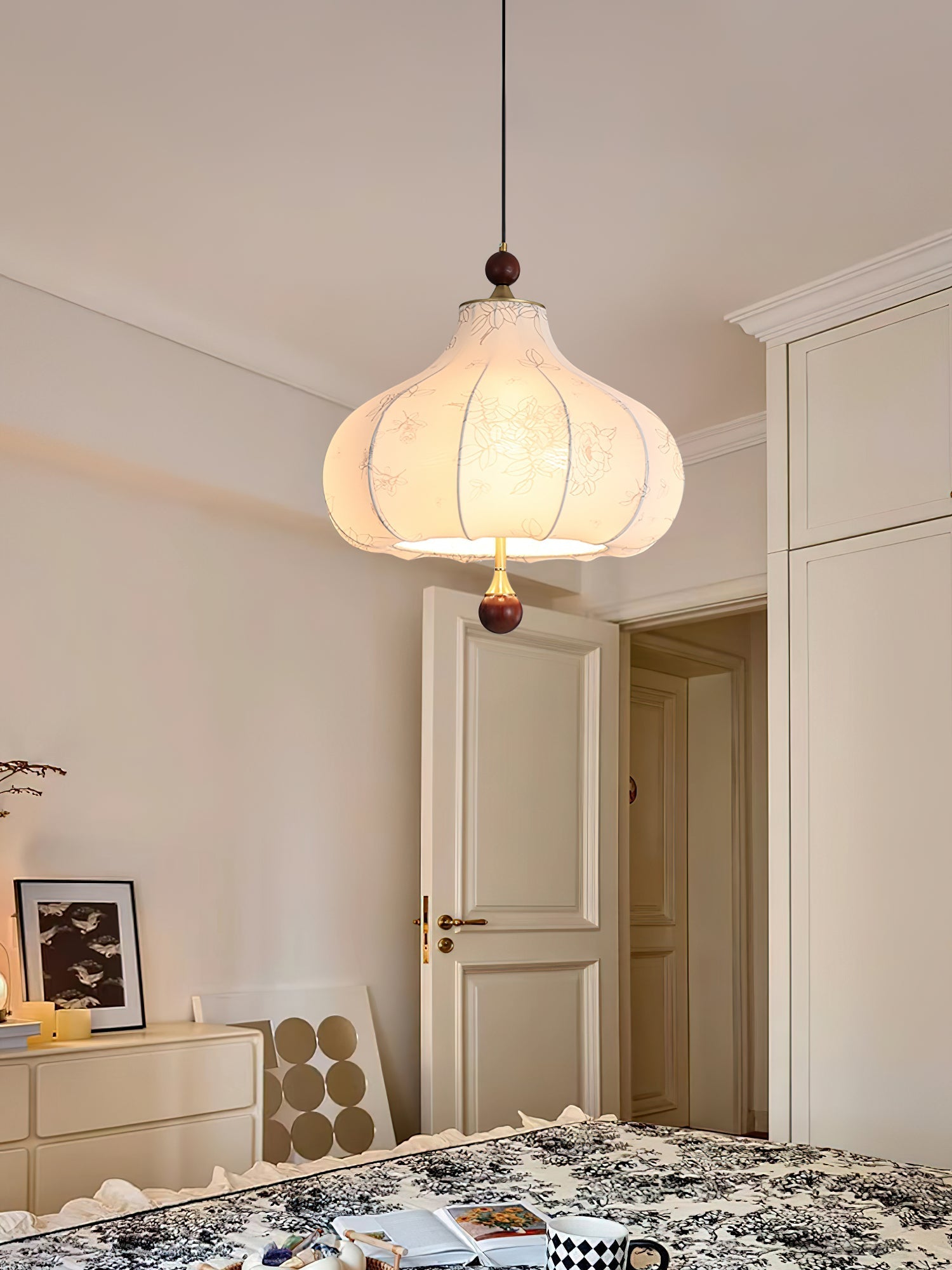 Favian Vintage Wood Pendant Lamp-Neutral Decor