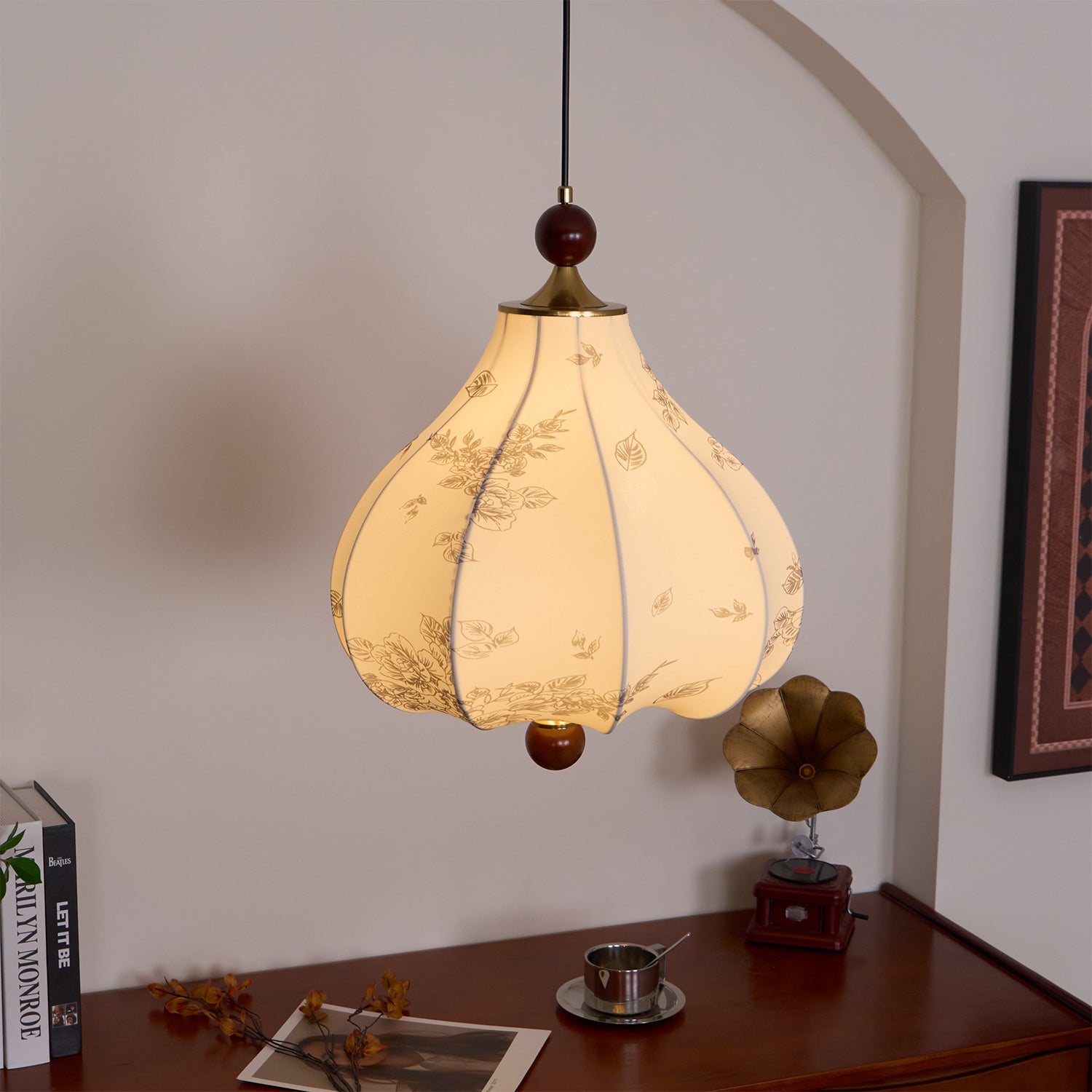 Favian Vintage Wood Pendant Lamp-Neutral Decor