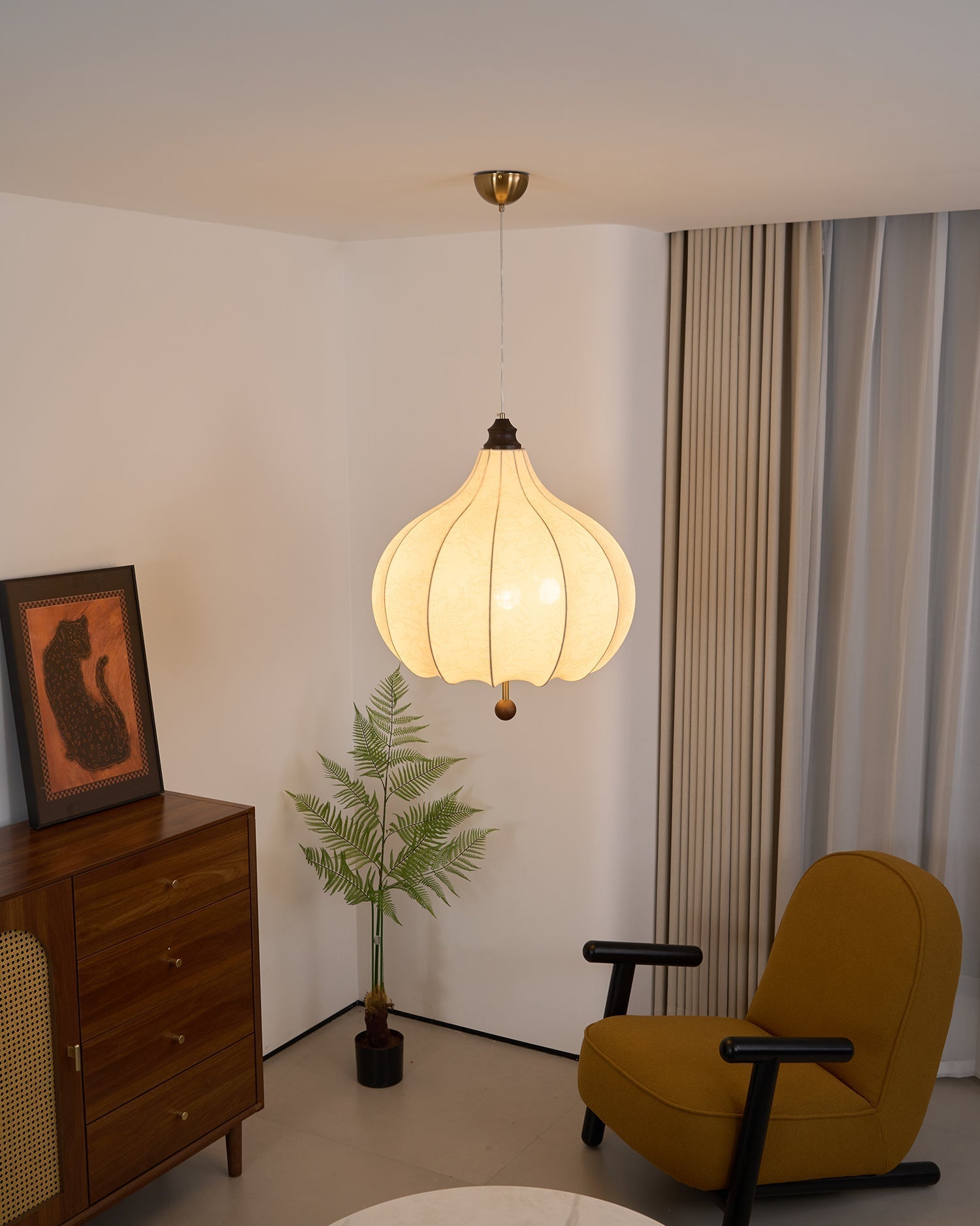 Hana Pendant Light