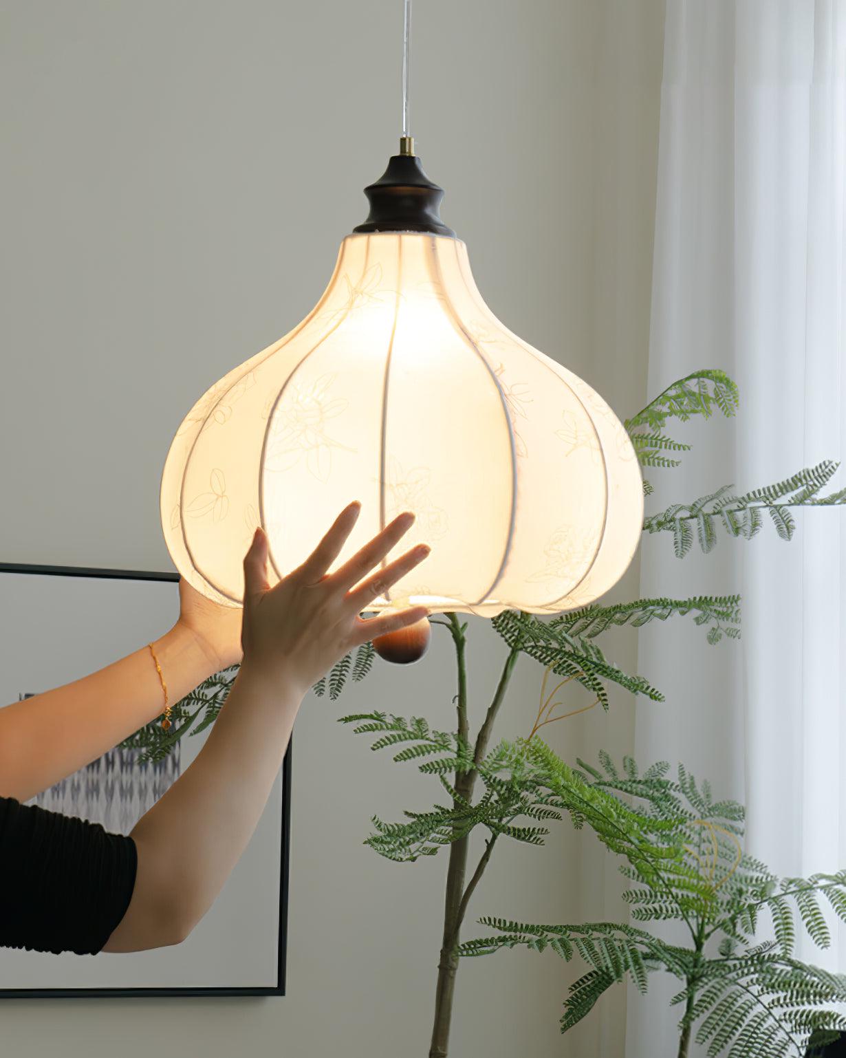 Hana Pendant Light