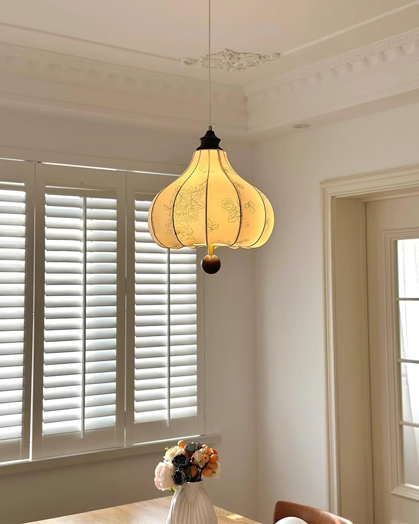 Hana Pendant Light