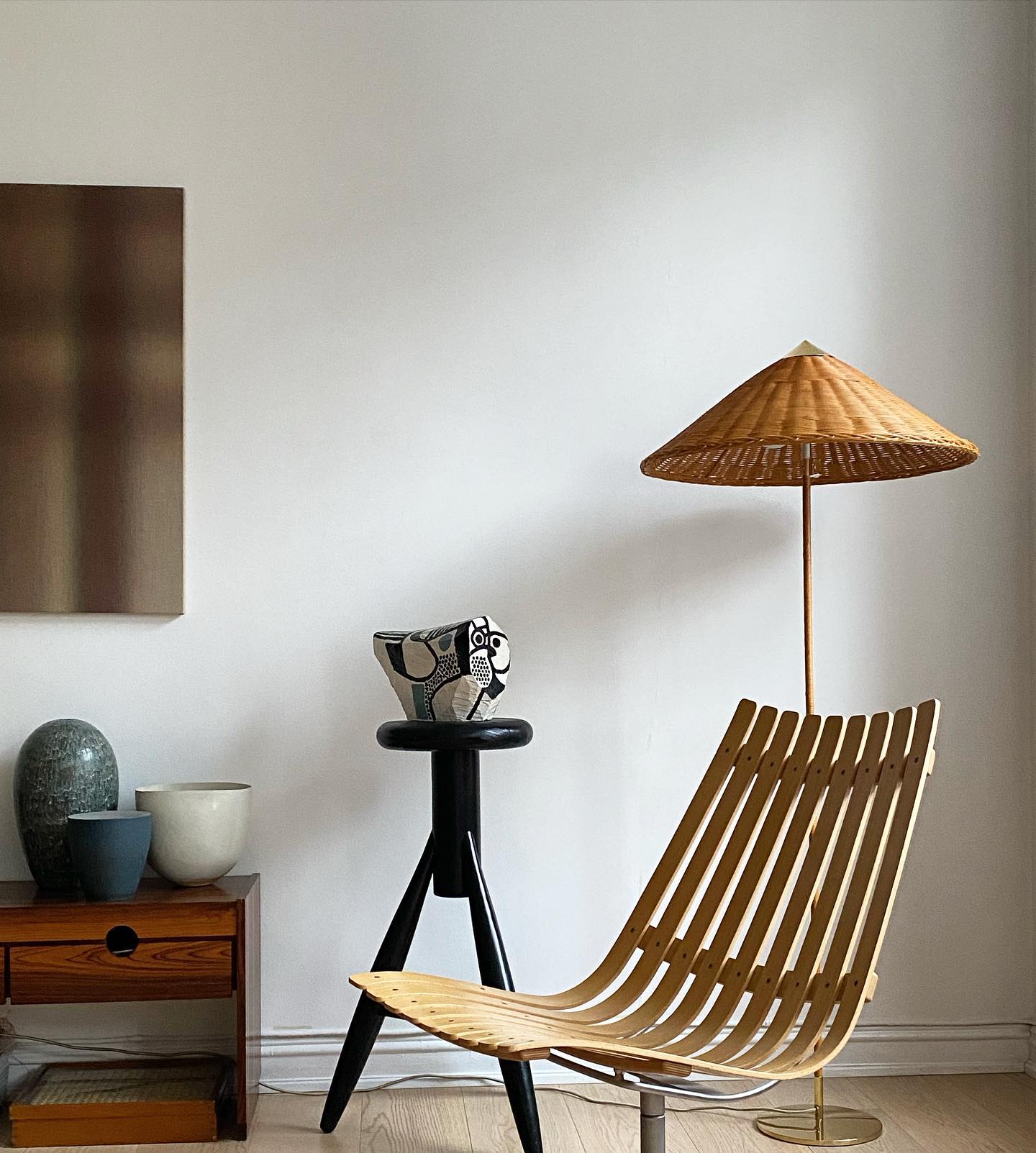 Docor Minimalist Floor Lamp-Neutral Decor