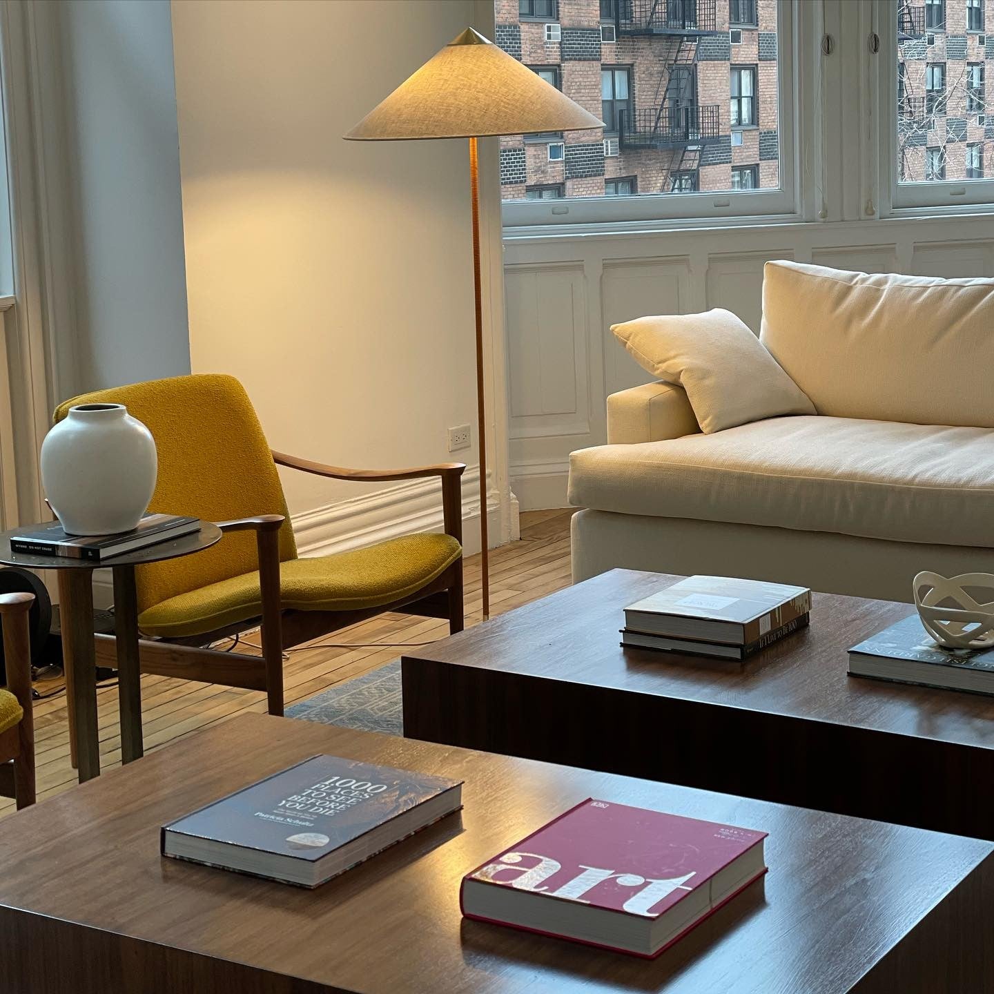 Docor Minimalist Floor Lamp-Neutral Decor
