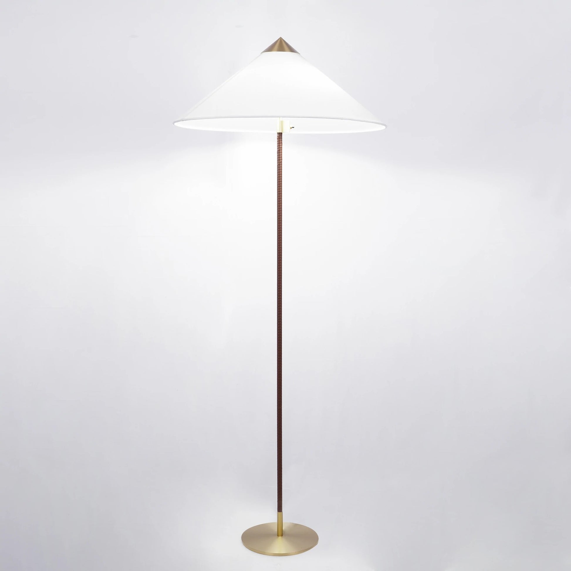 Docor Minimalist Floor Lamp-Neutral Decor