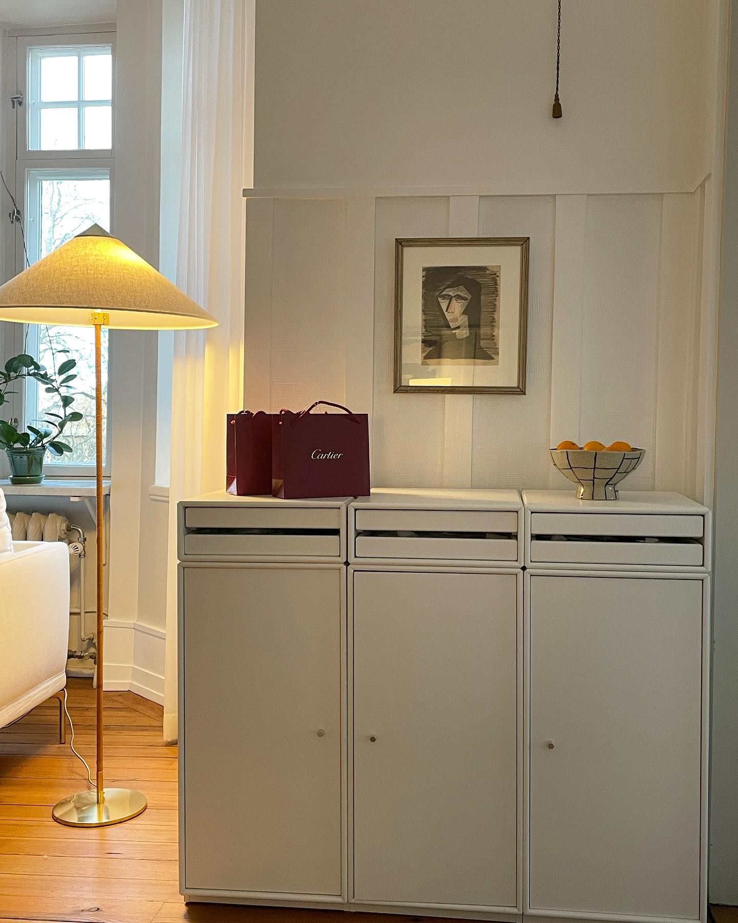 Docor Minimalist Floor Lamp-Neutral Decor